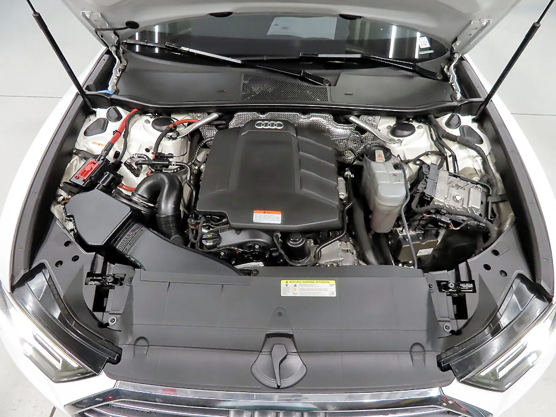 Audi A6 (C8) превью 6