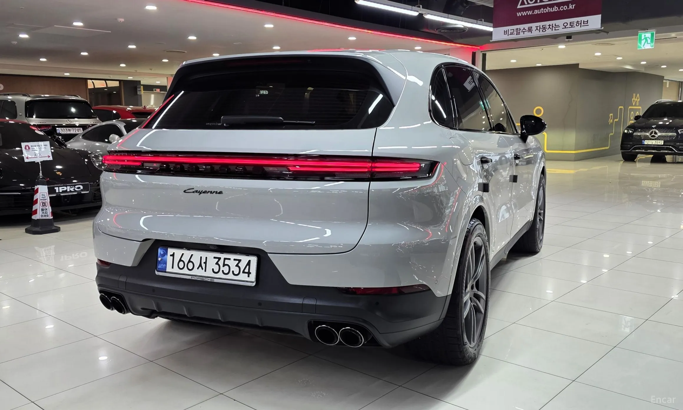 Porsche Cayenne (PO536) превью 6