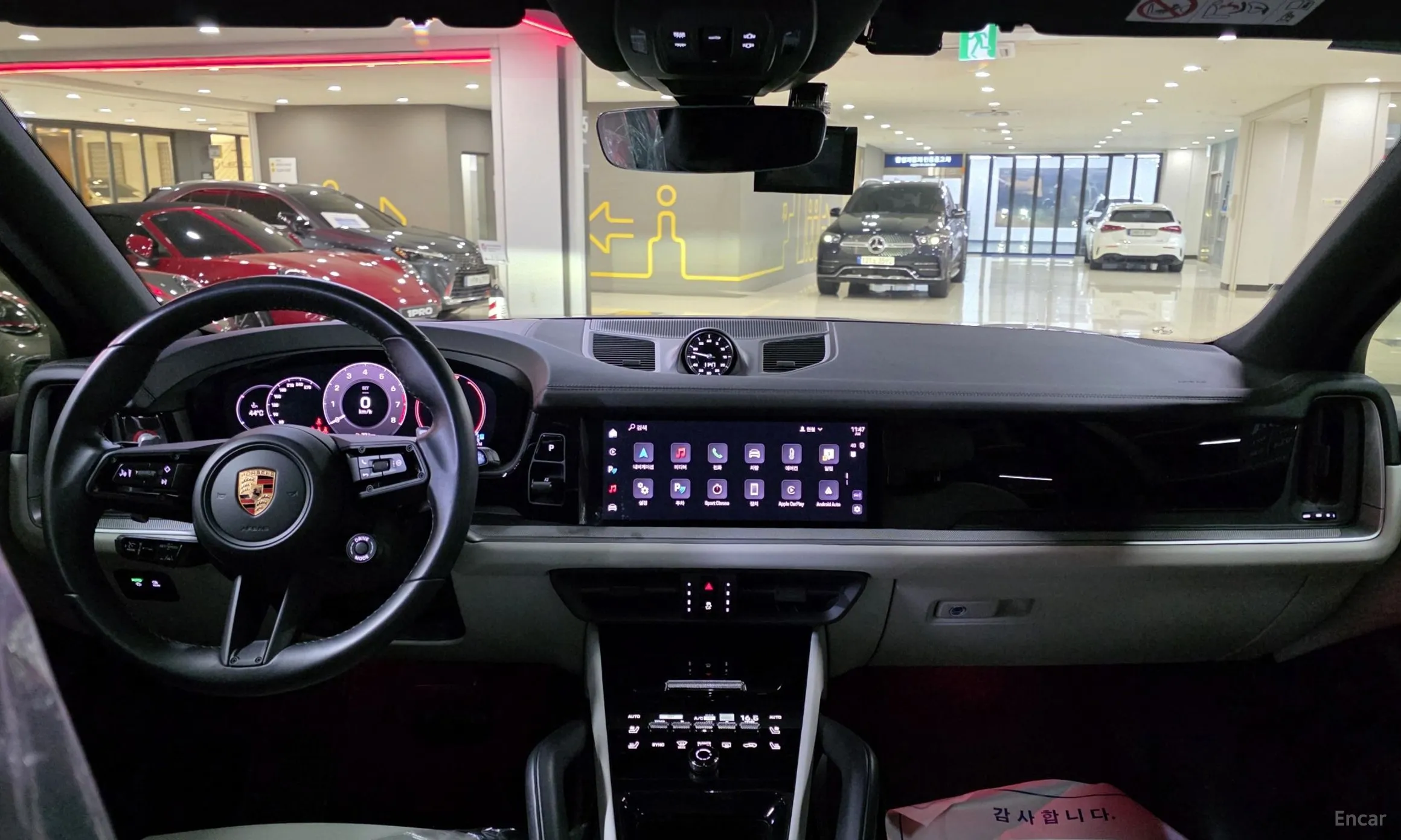 Porsche Cayenne (PO536) превью 9