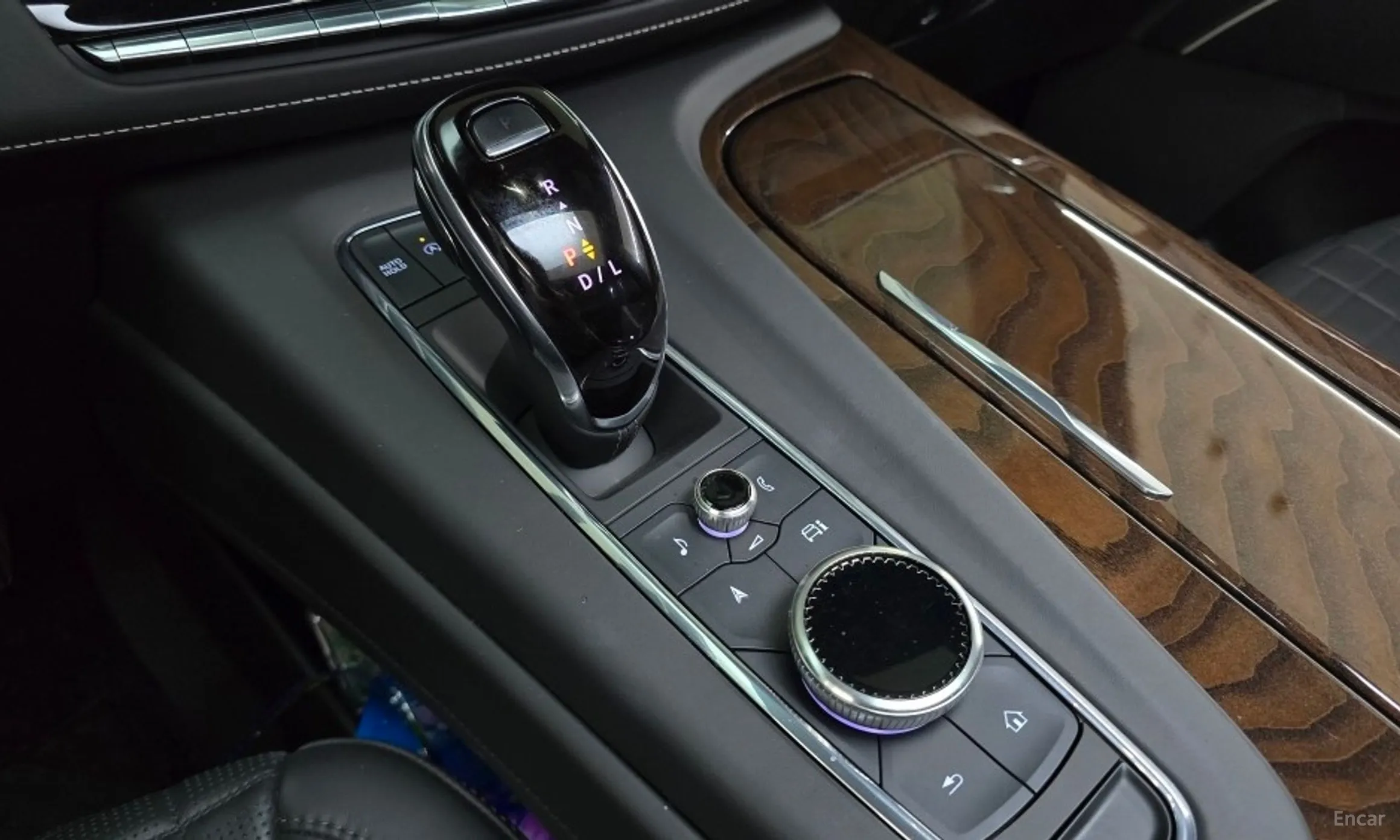 Cadillac Escalade 5th Generation превью 5