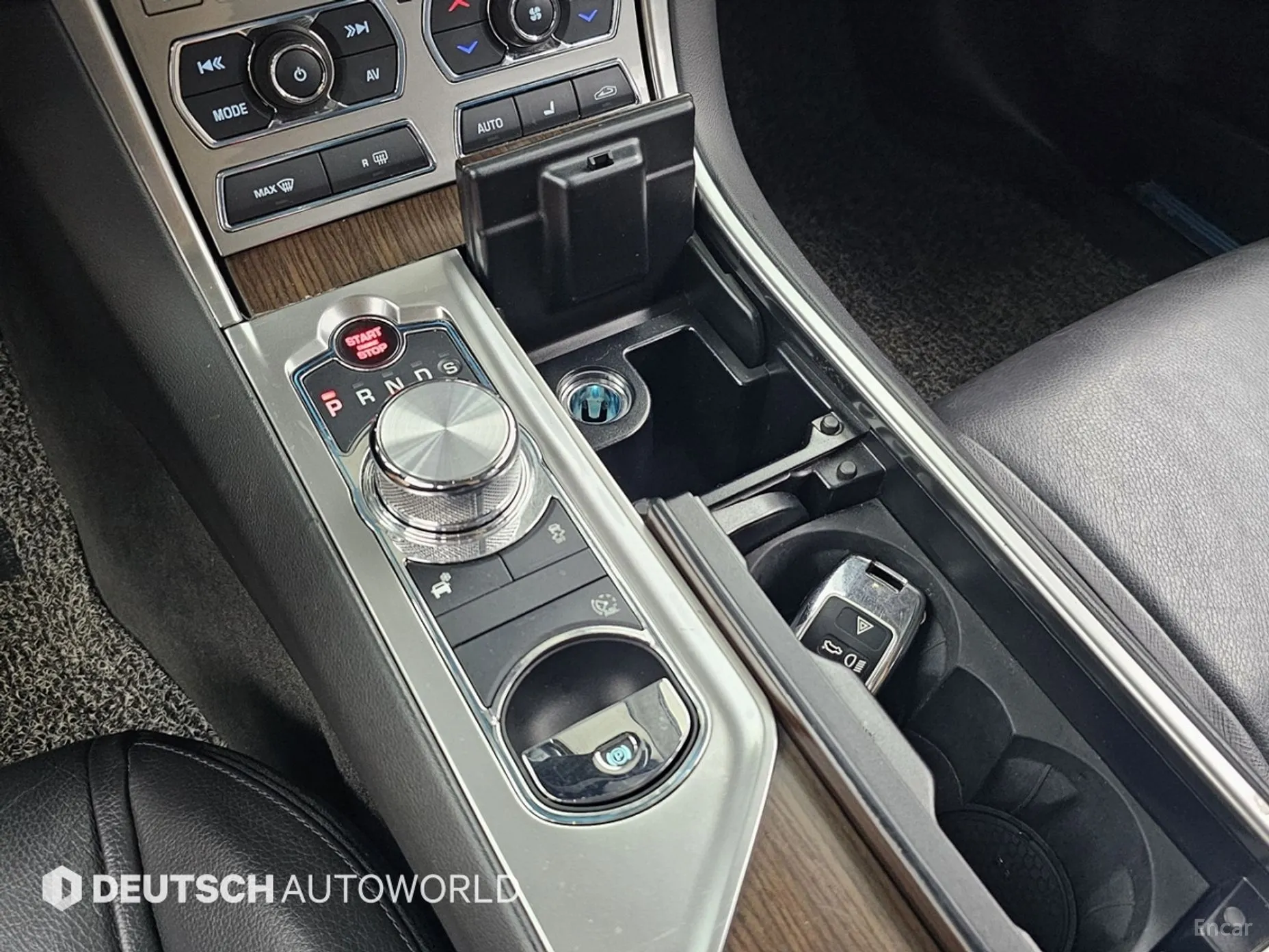 Jaguar New XF превью 9