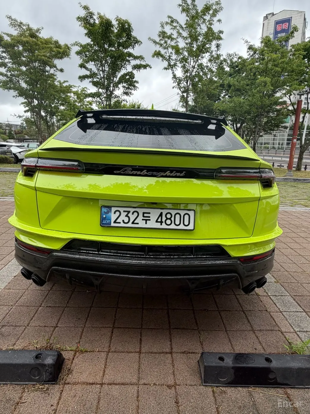 Lamborghini Urus превью 4
