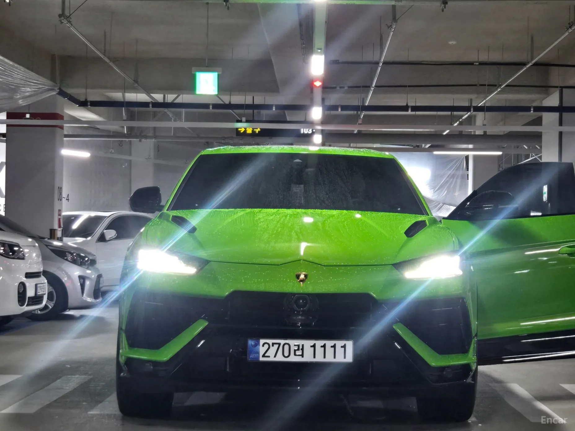 Lamborghini Urus превью 2
