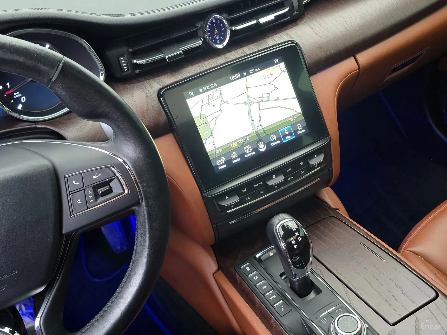 Maserati Quattroporte превью 14