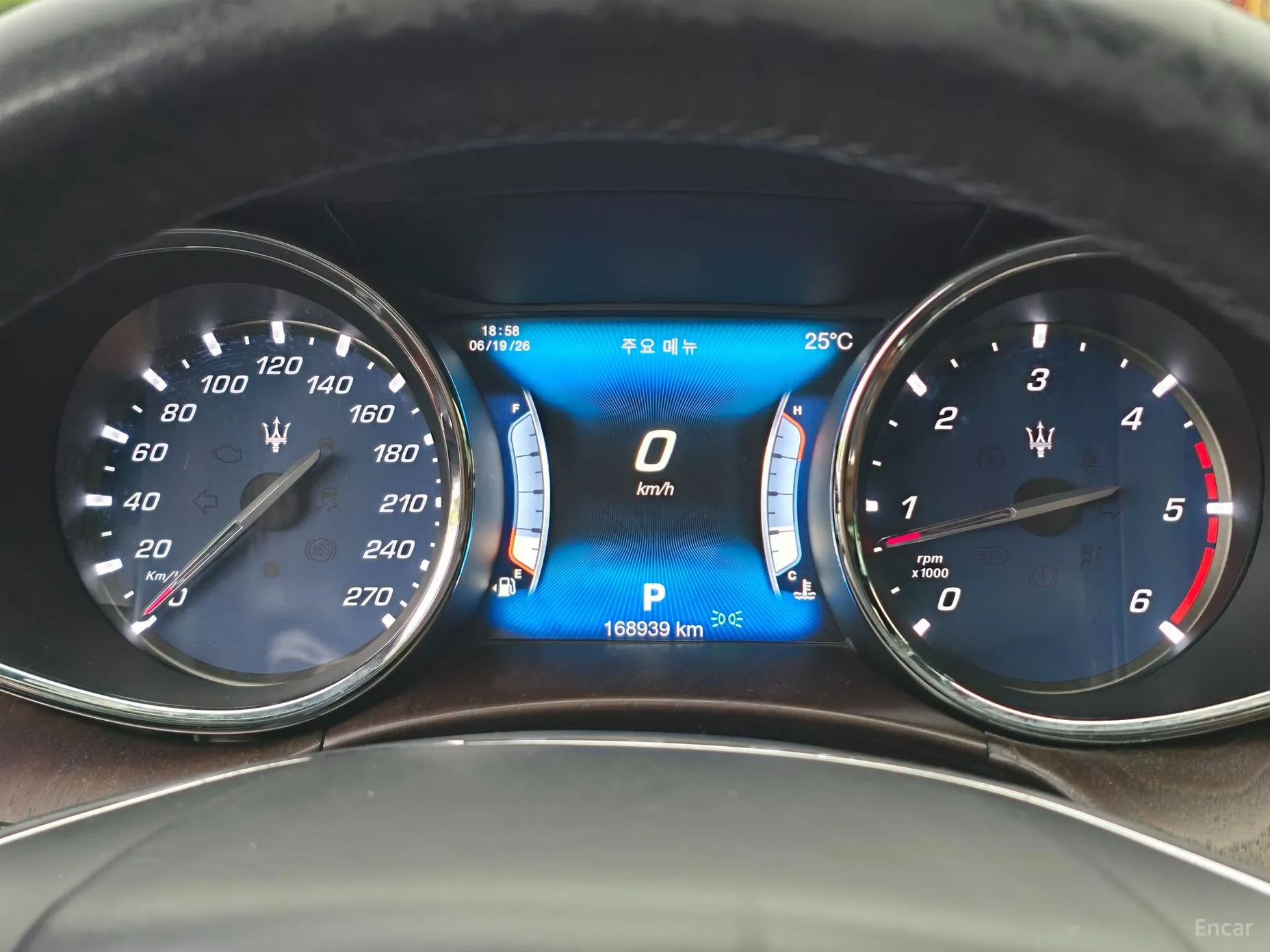 Maserati Quattroporte превью 6