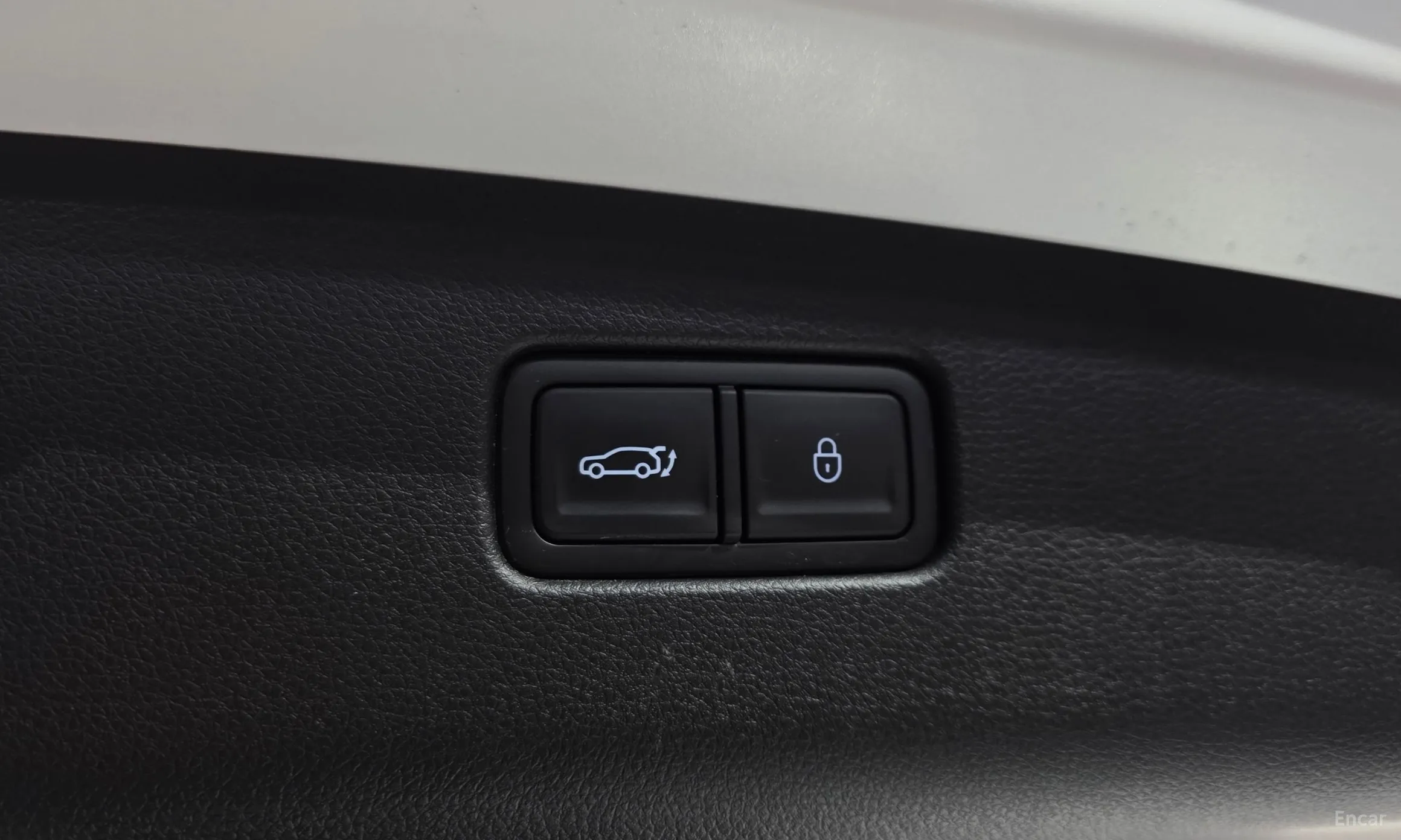 Genesis GV70 превью 20