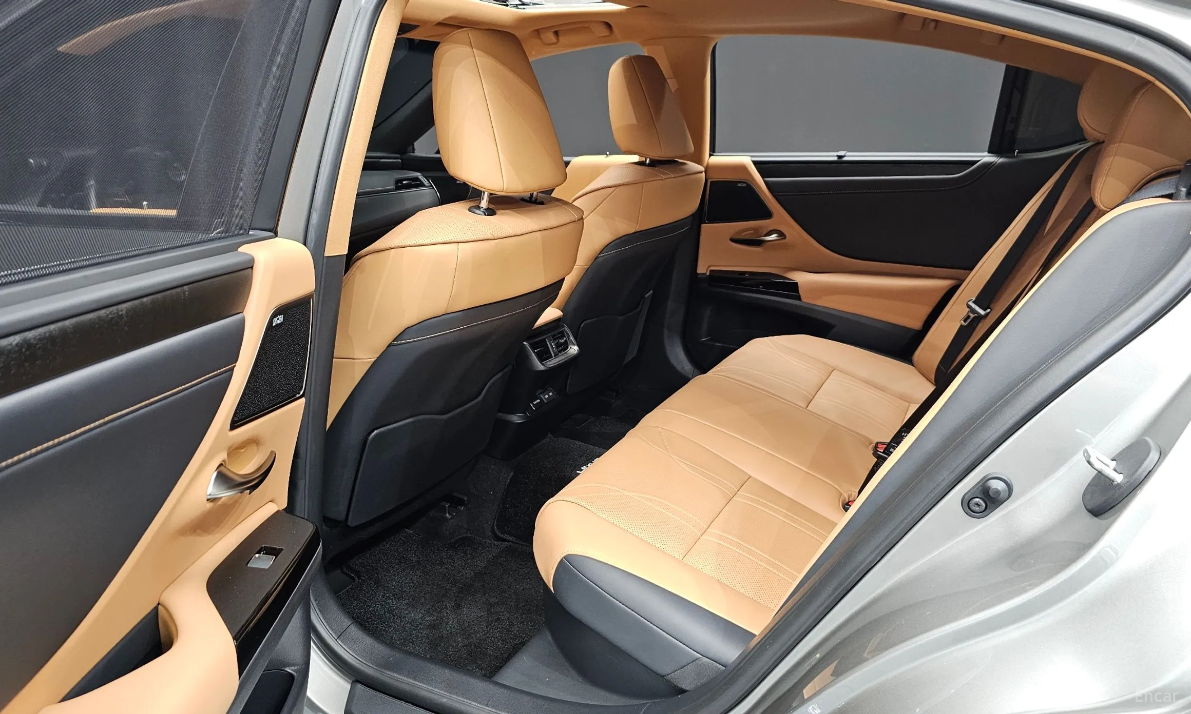 Lexus ES300h 7th Generation превью 11