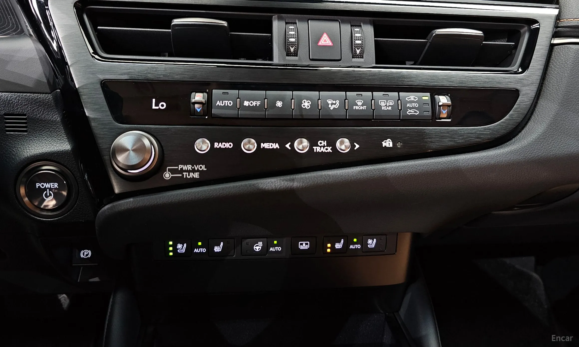 Lexus ES300h 7th Generation превью 18