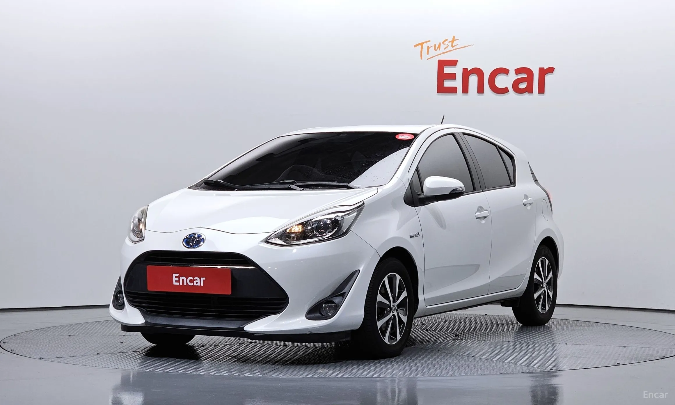 Prius C