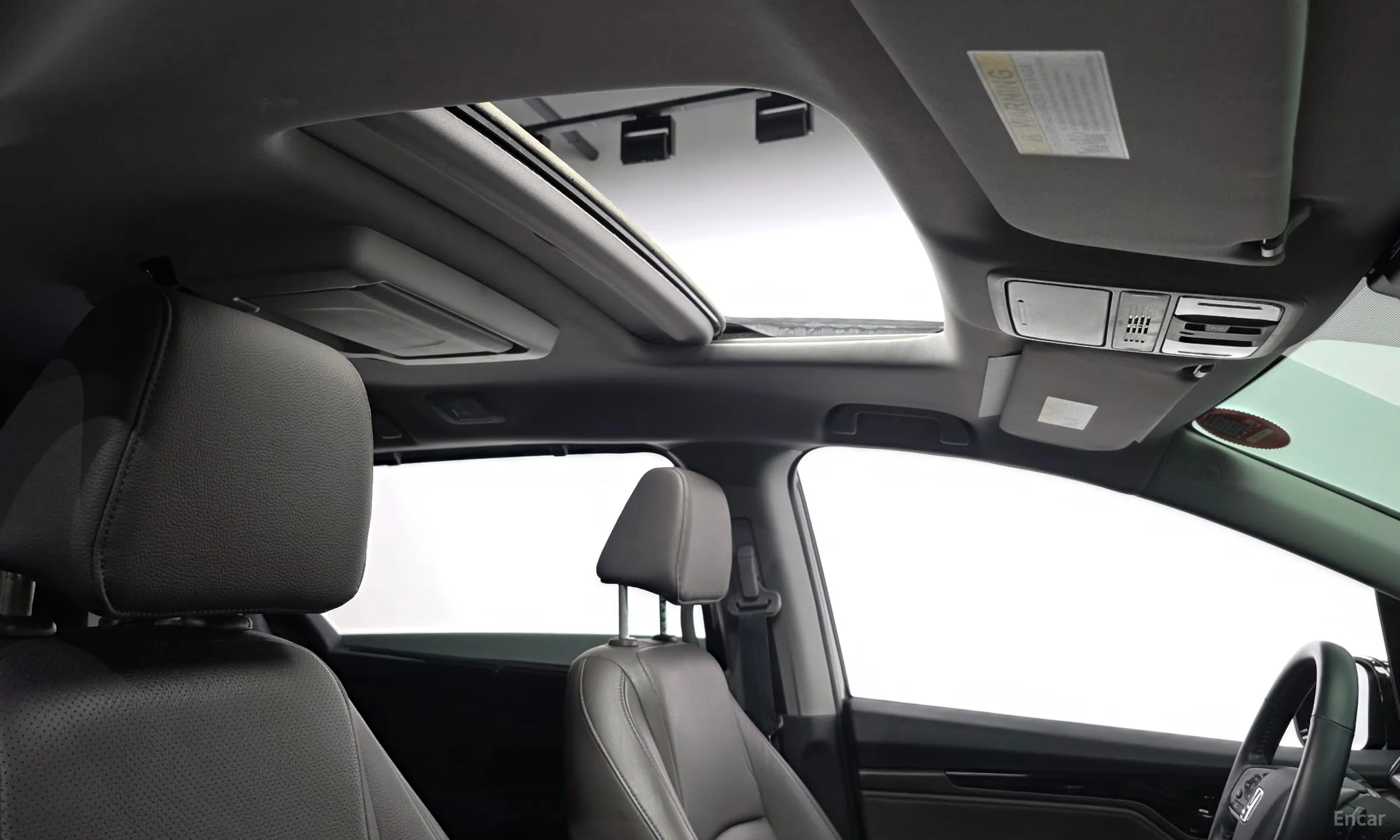 Honda Odyssey превью 19