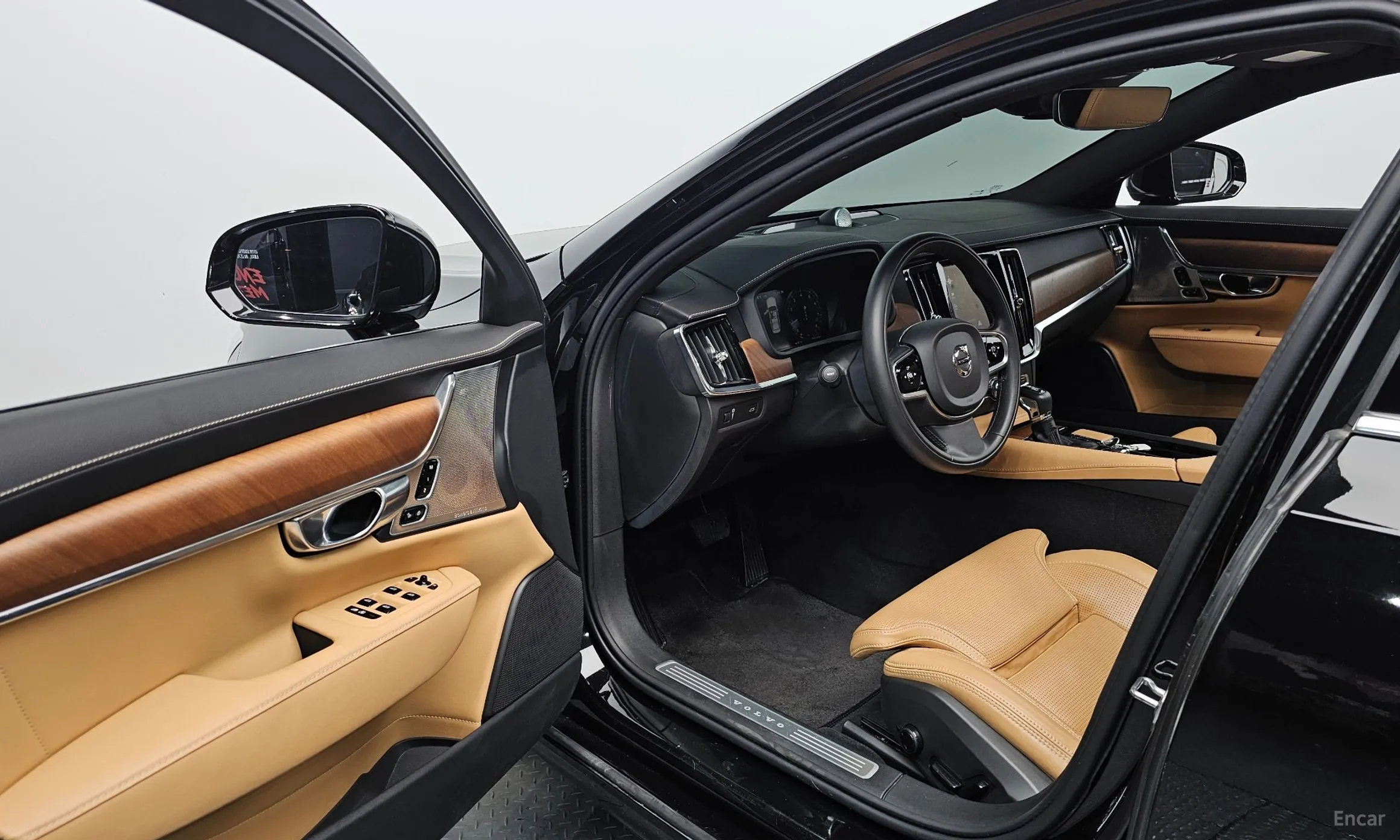 Volvo S90 превью 10