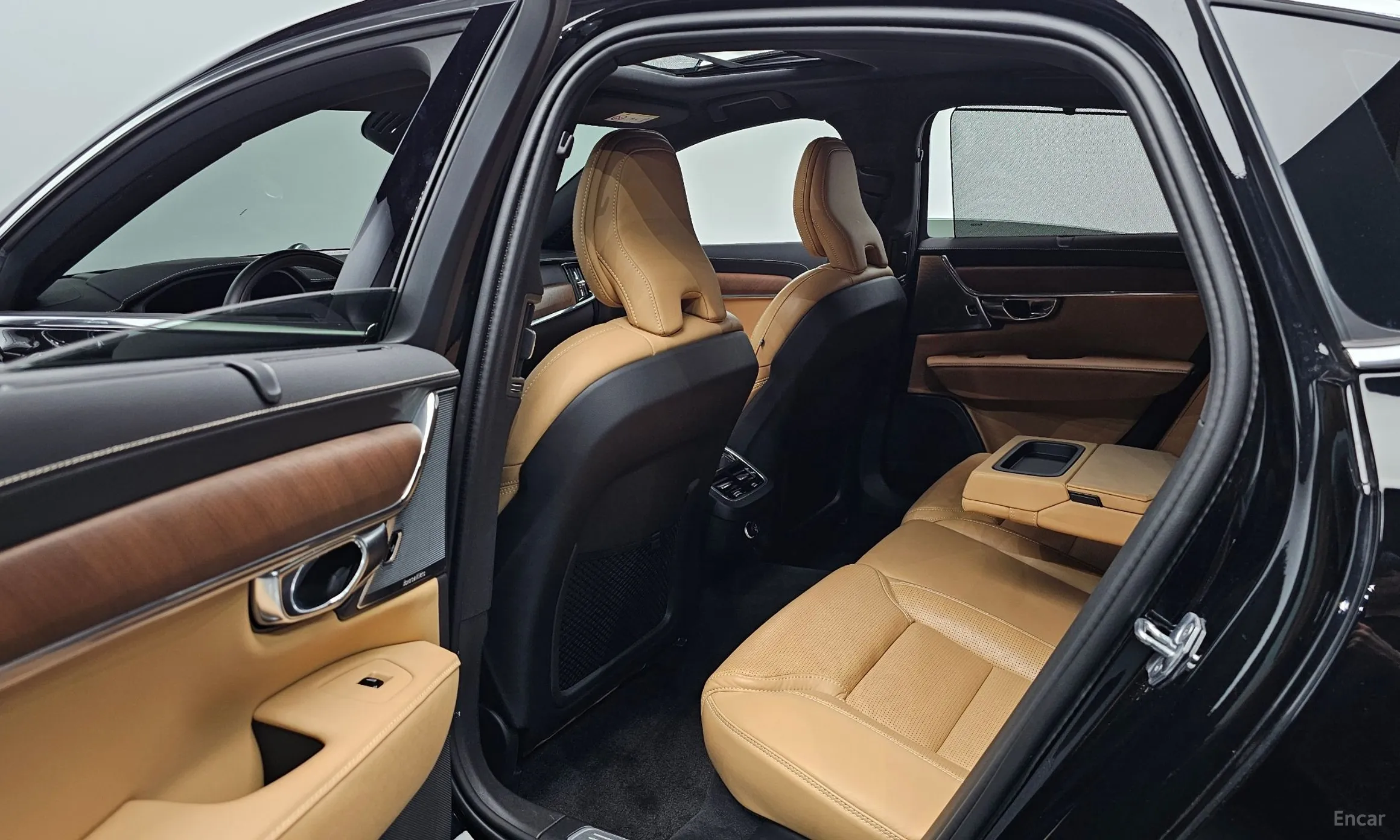 Volvo S90 превью 11