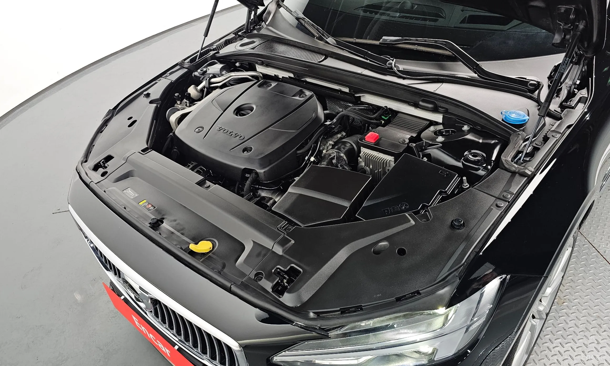 Volvo S90 превью 6