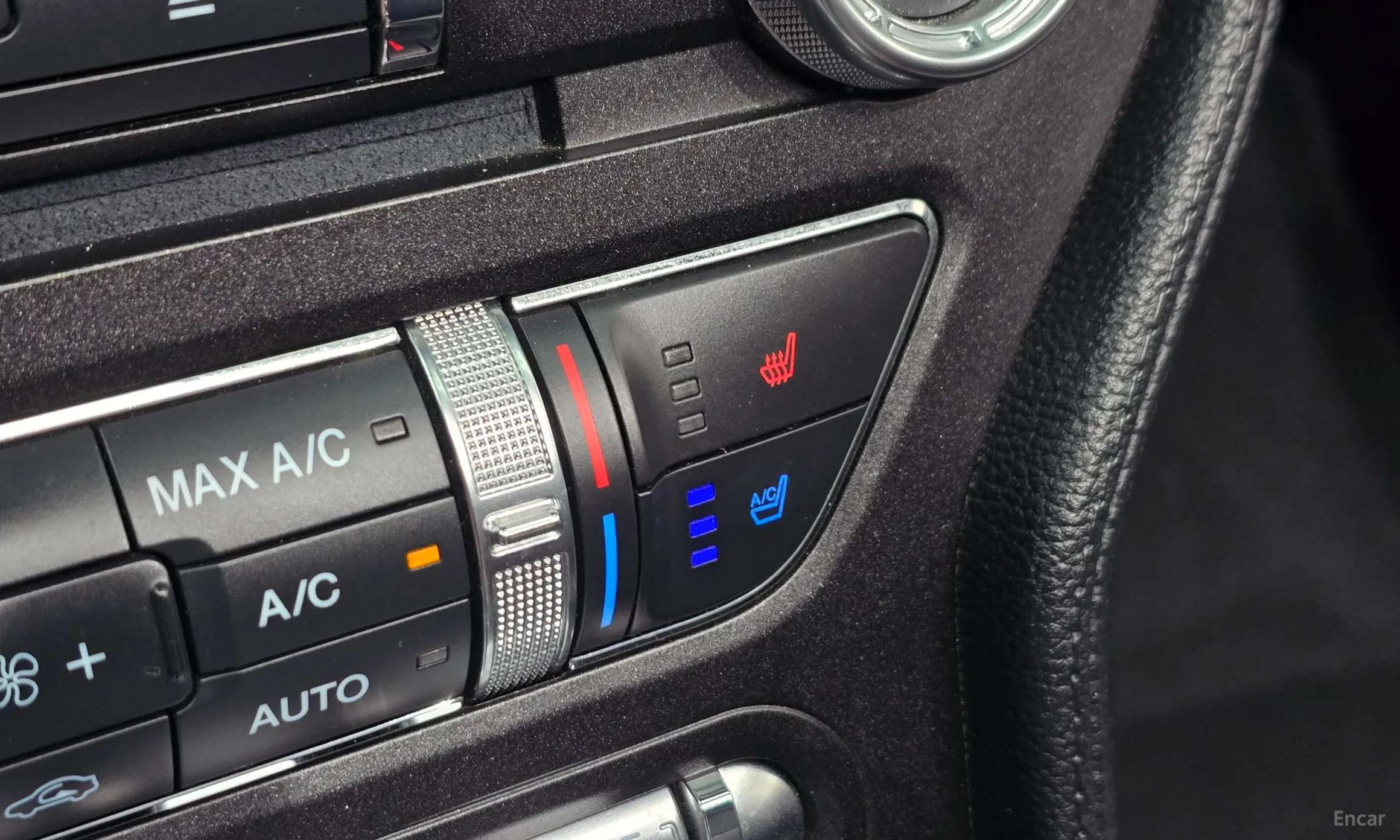 Ford Mustang превью 20