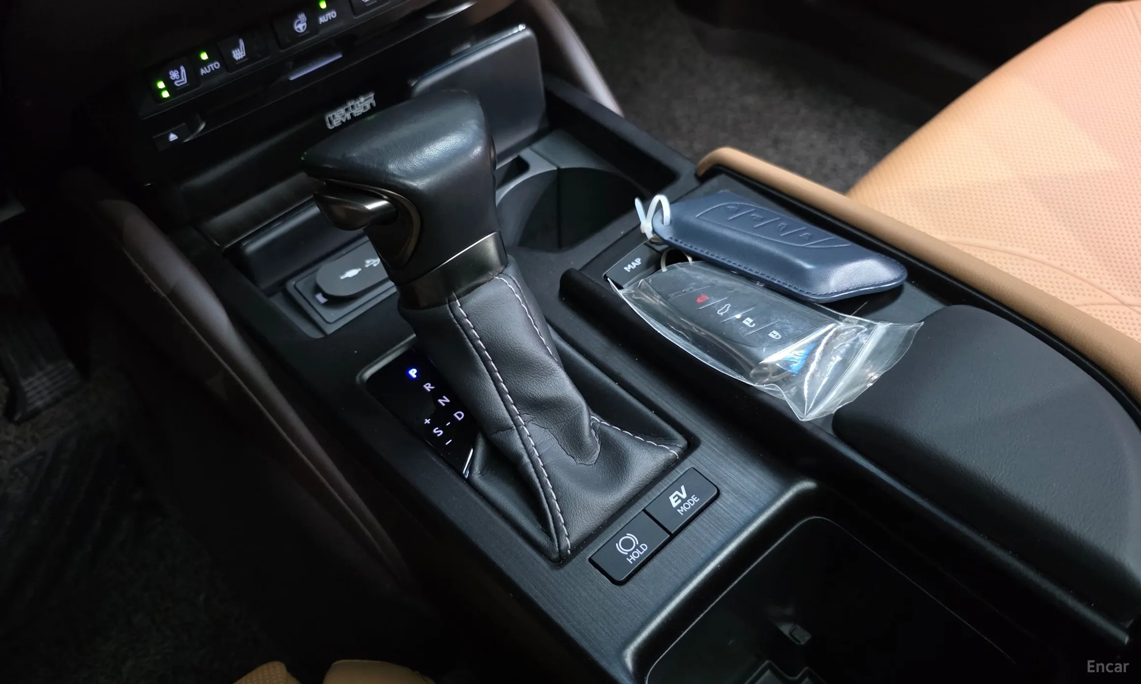 Lexus ES300h 7th Generation превью 9