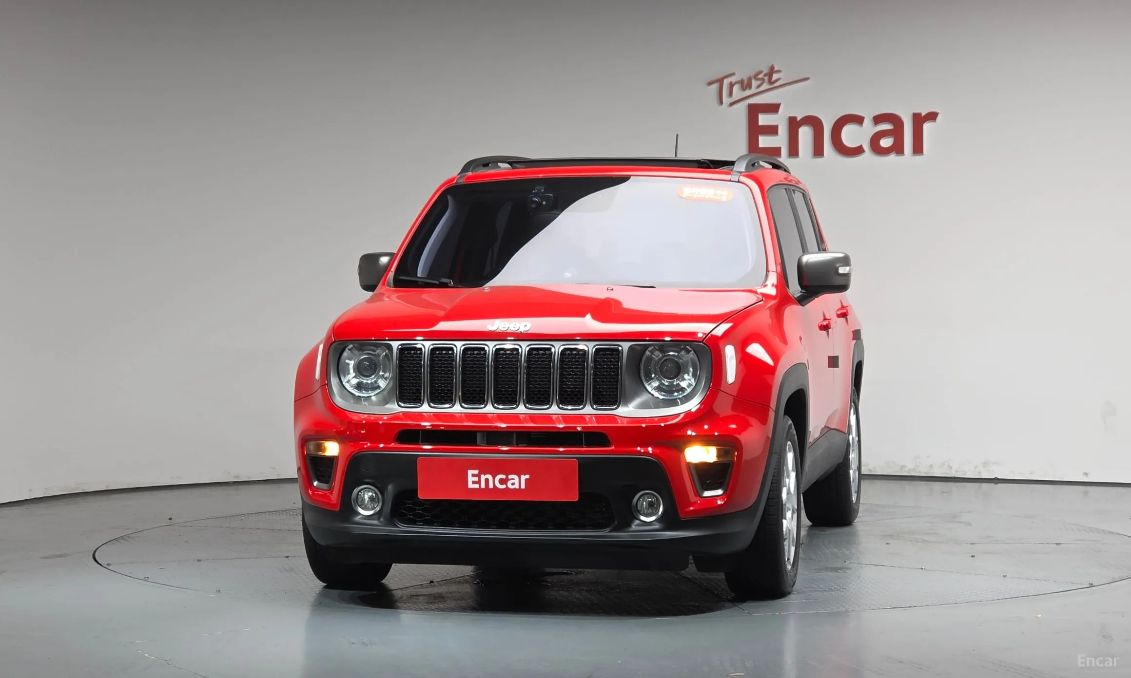 Jeep Renegade превью 3
