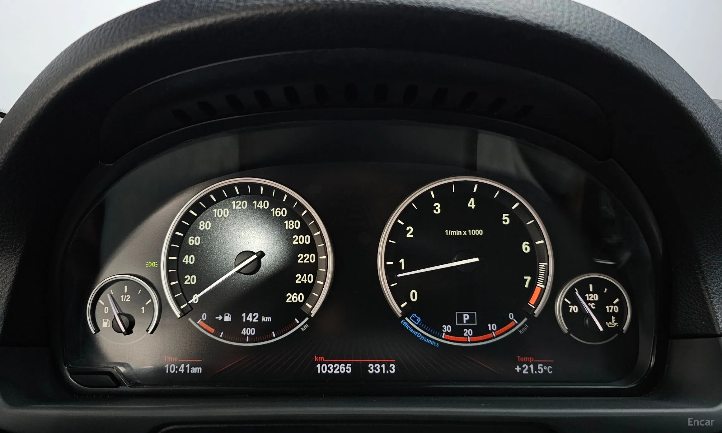 BMW 5 Series (F10) превью 8