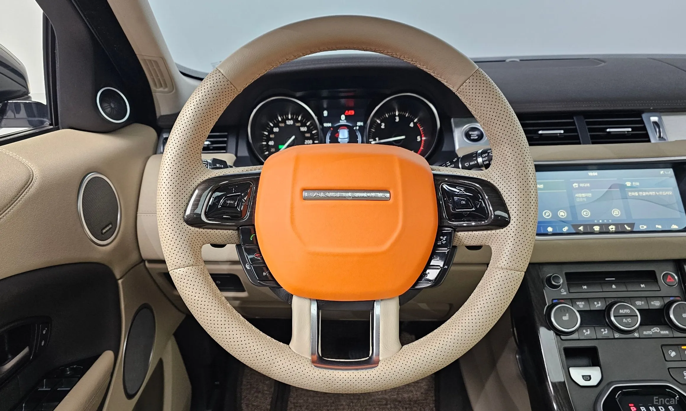 Land Rover Range Rover Evoque превью 14