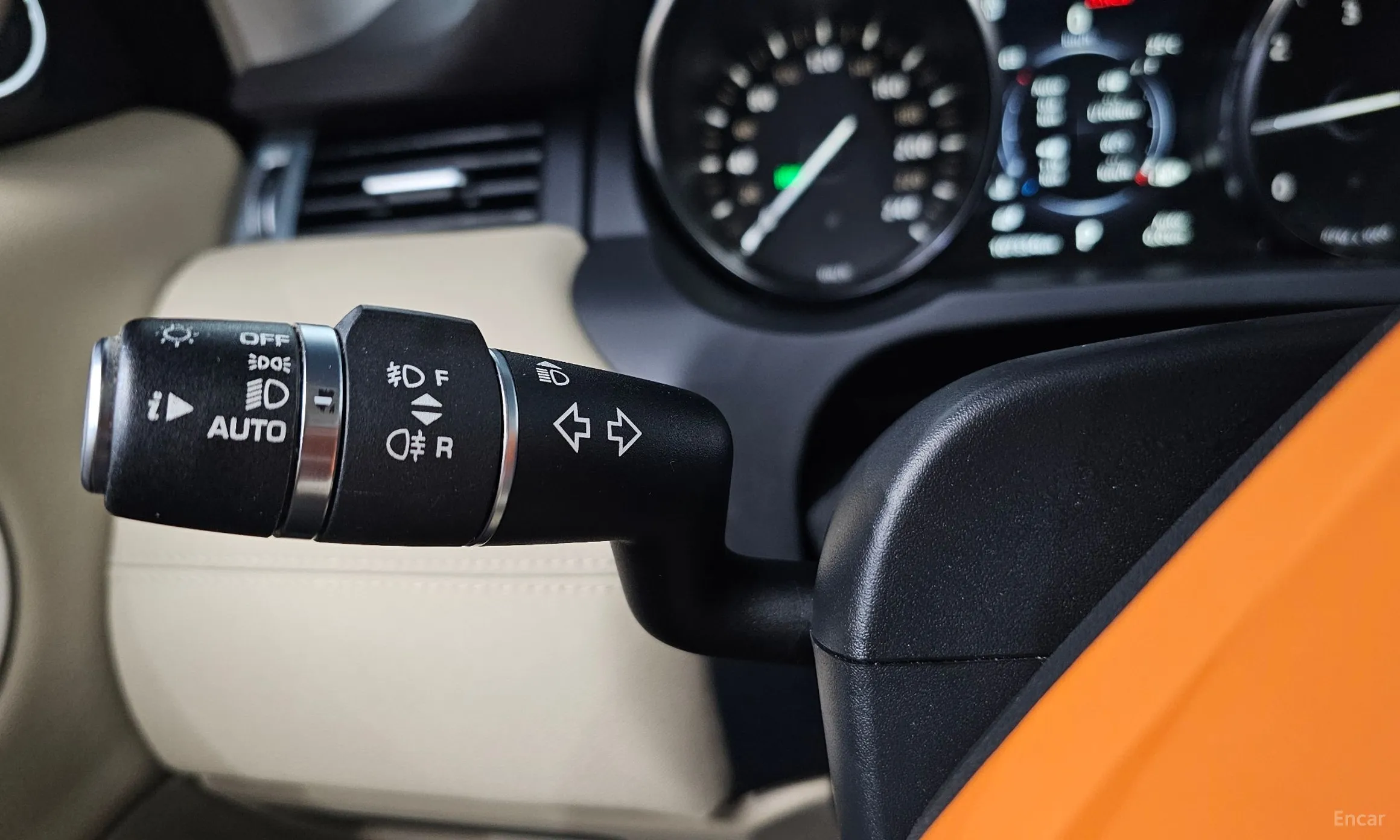 Land Rover Range Rover Evoque превью 20