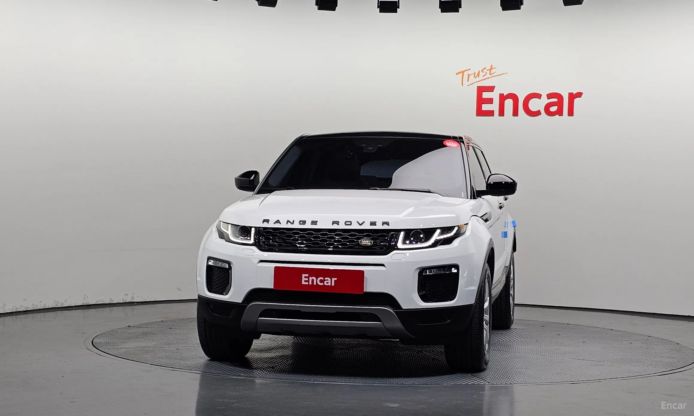 Land Rover Range Rover Evoque превью 3