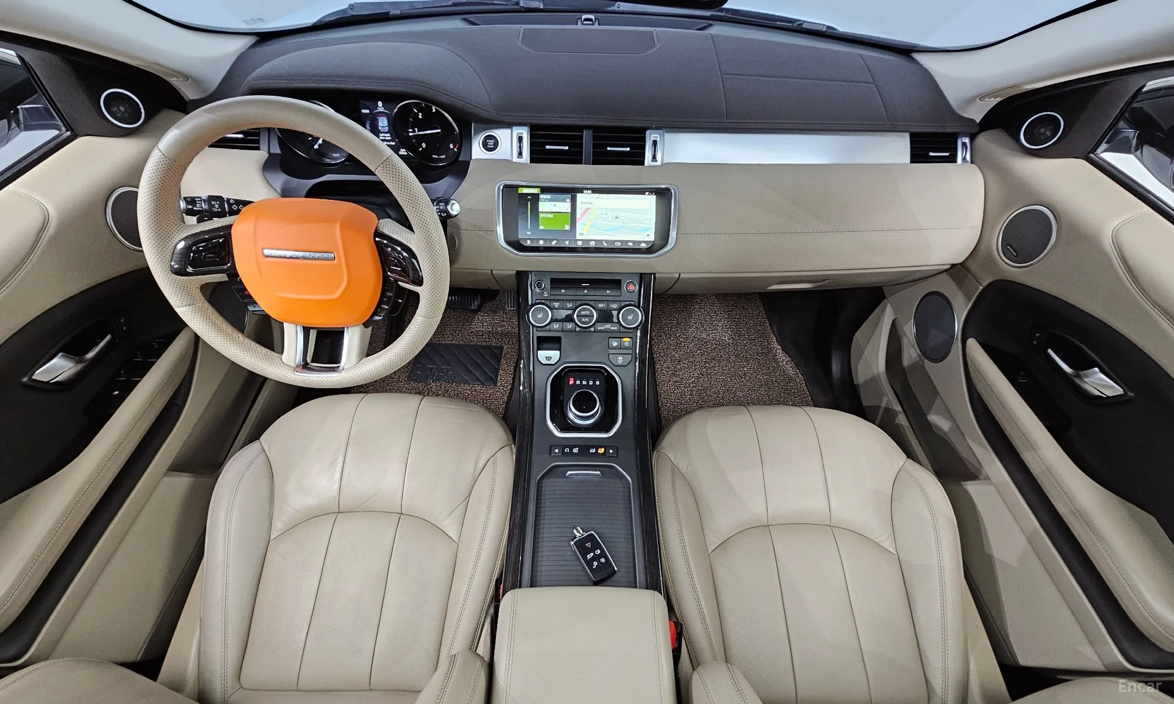 Land Rover Range Rover Evoque превью 7