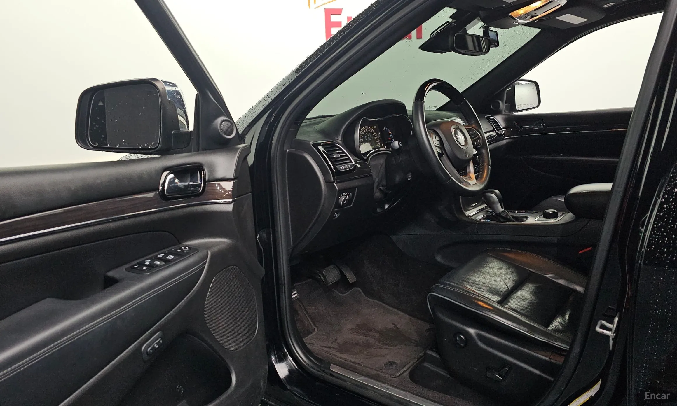 Jeep Grand Cherokee превью 10