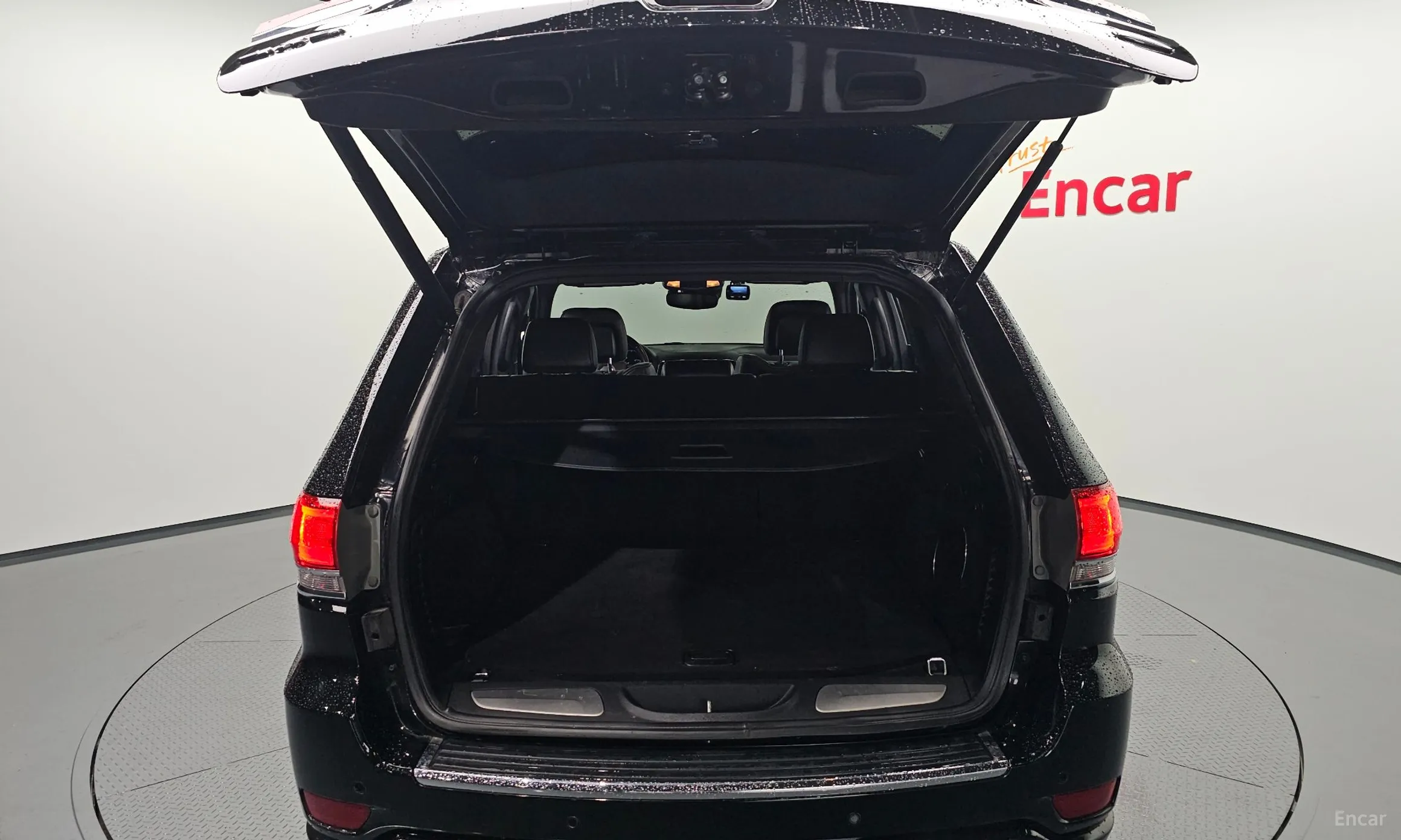 Jeep Grand Cherokee превью 20