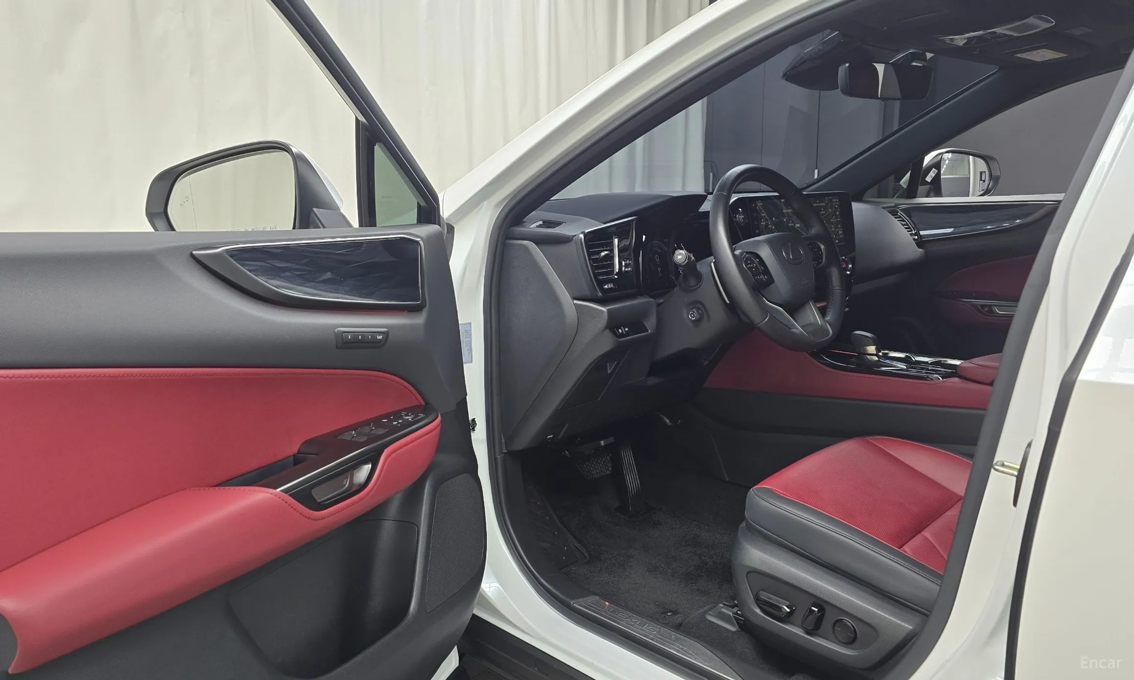 Lexus NX350h Gen 2 превью 10