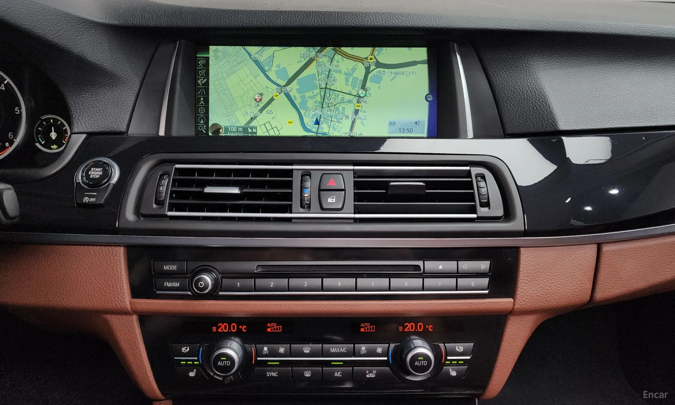 BMW 5 Series (F10) превью 12