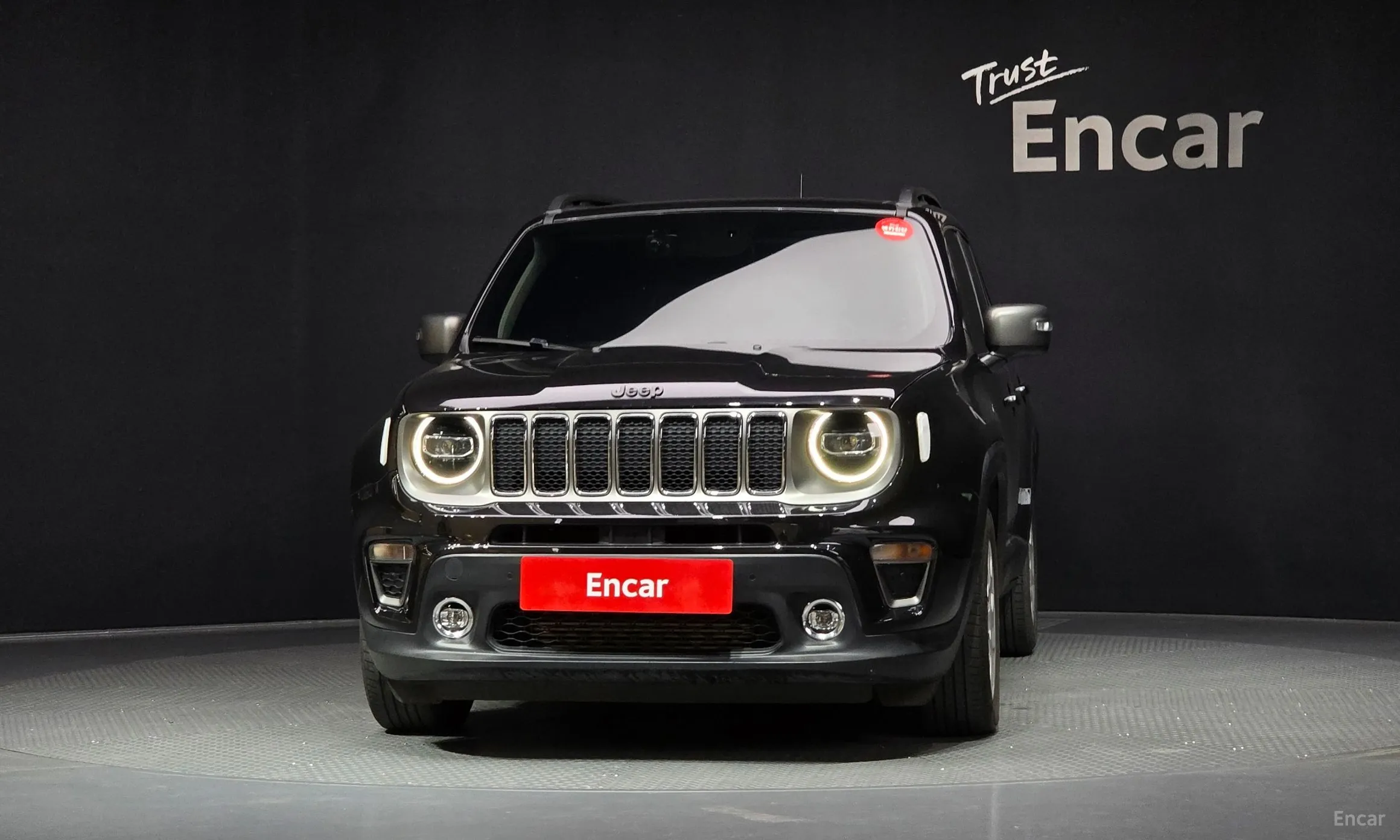 Jeep Renegade превью 3