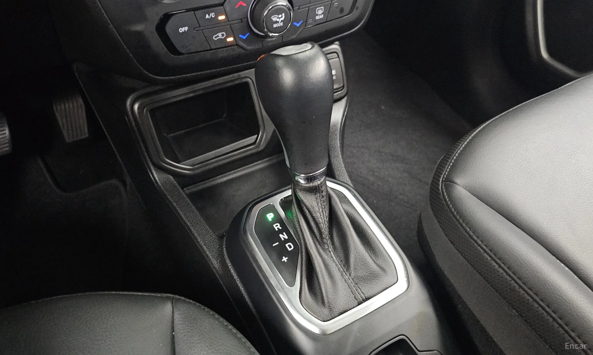 Jeep Renegade превью 9