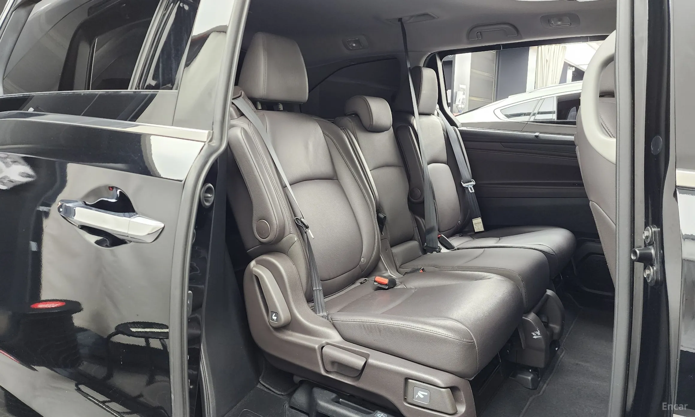 Honda Odyssey превью 12