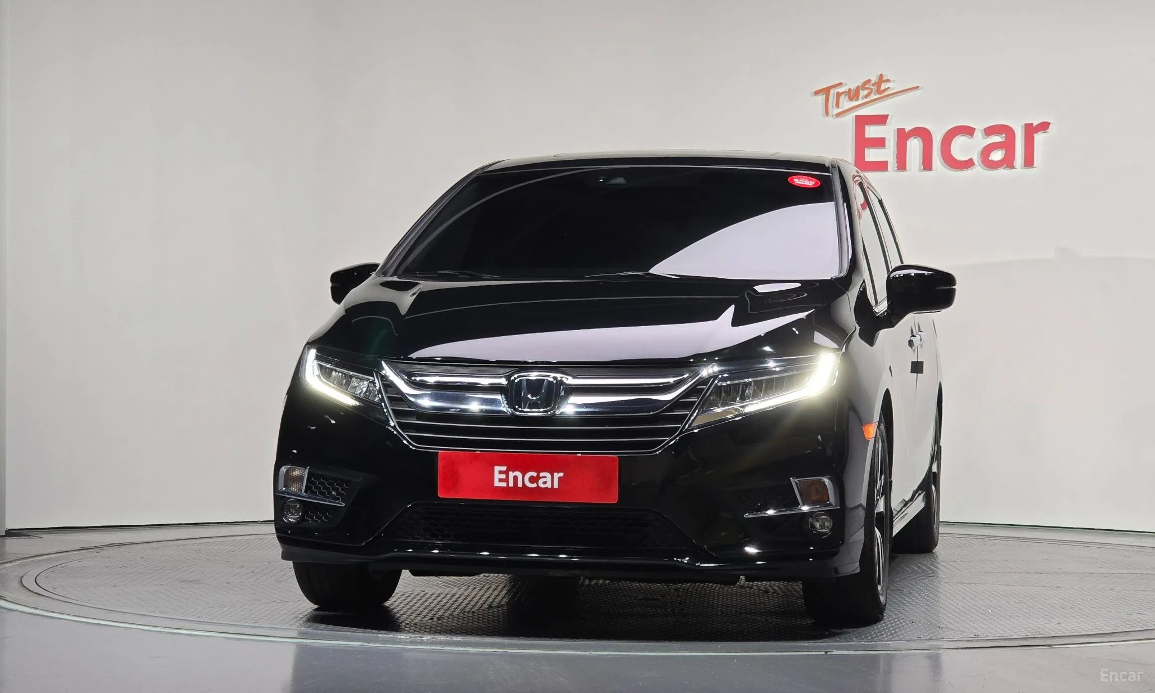Honda Odyssey превью 3