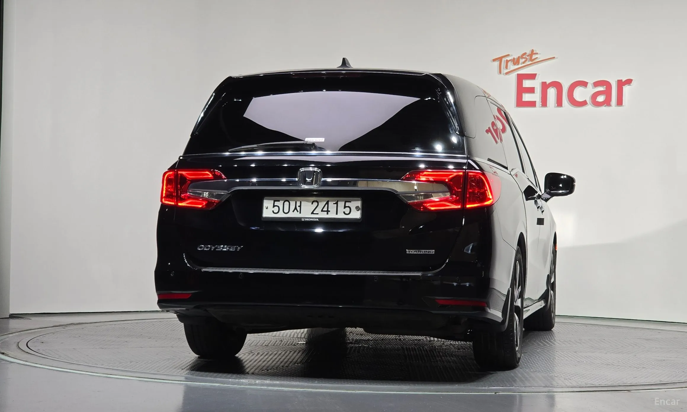 Honda Odyssey превью 4