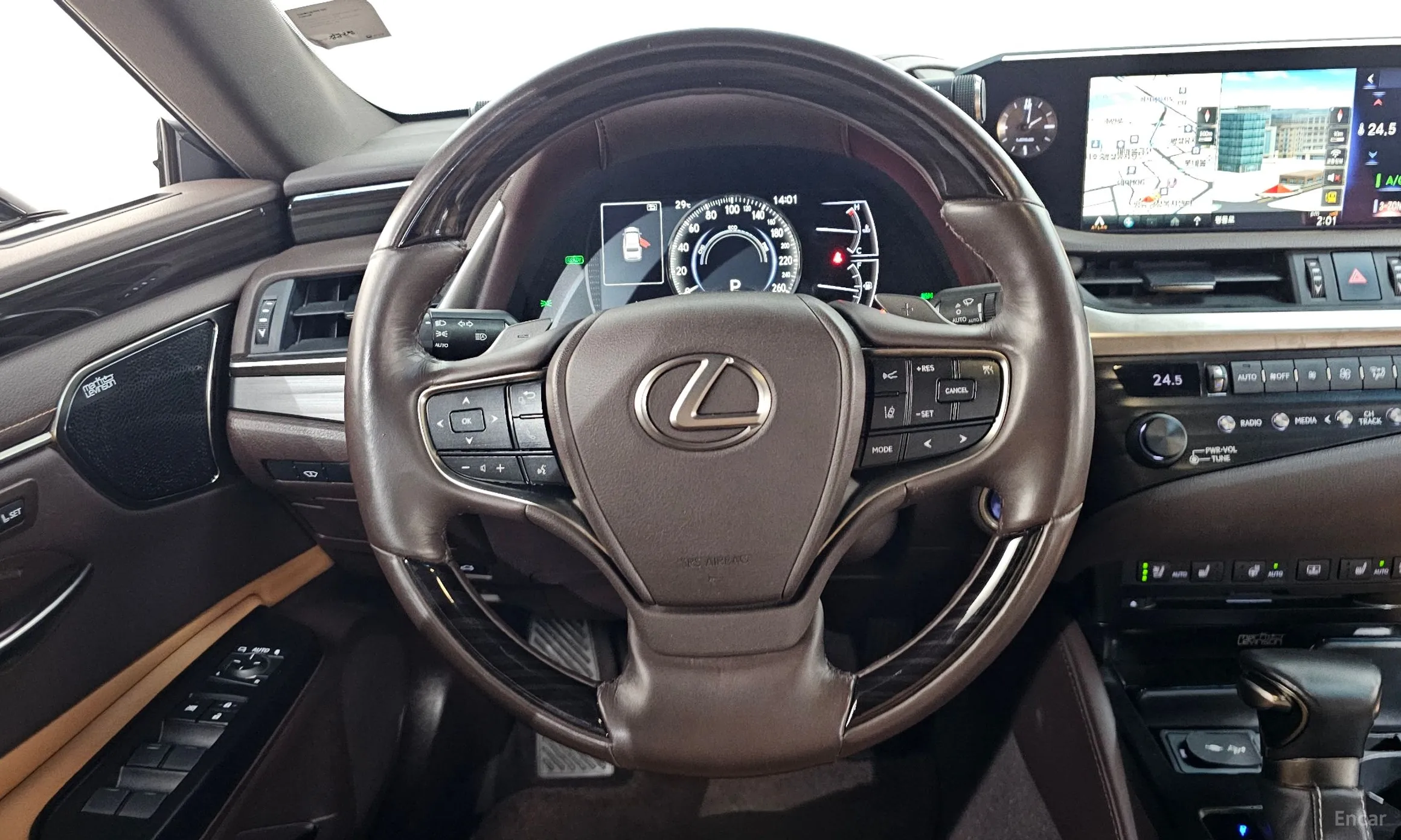 Lexus ES300h 7th Generation превью 13
