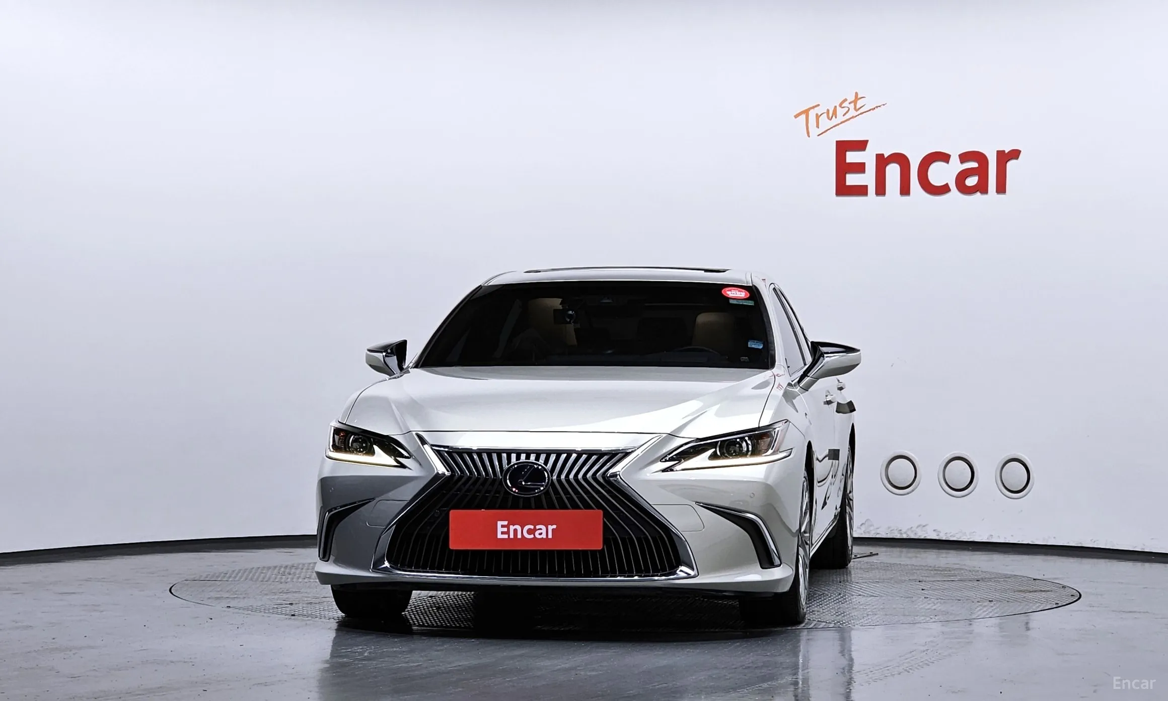 Lexus ES300h 7th Generation превью 3