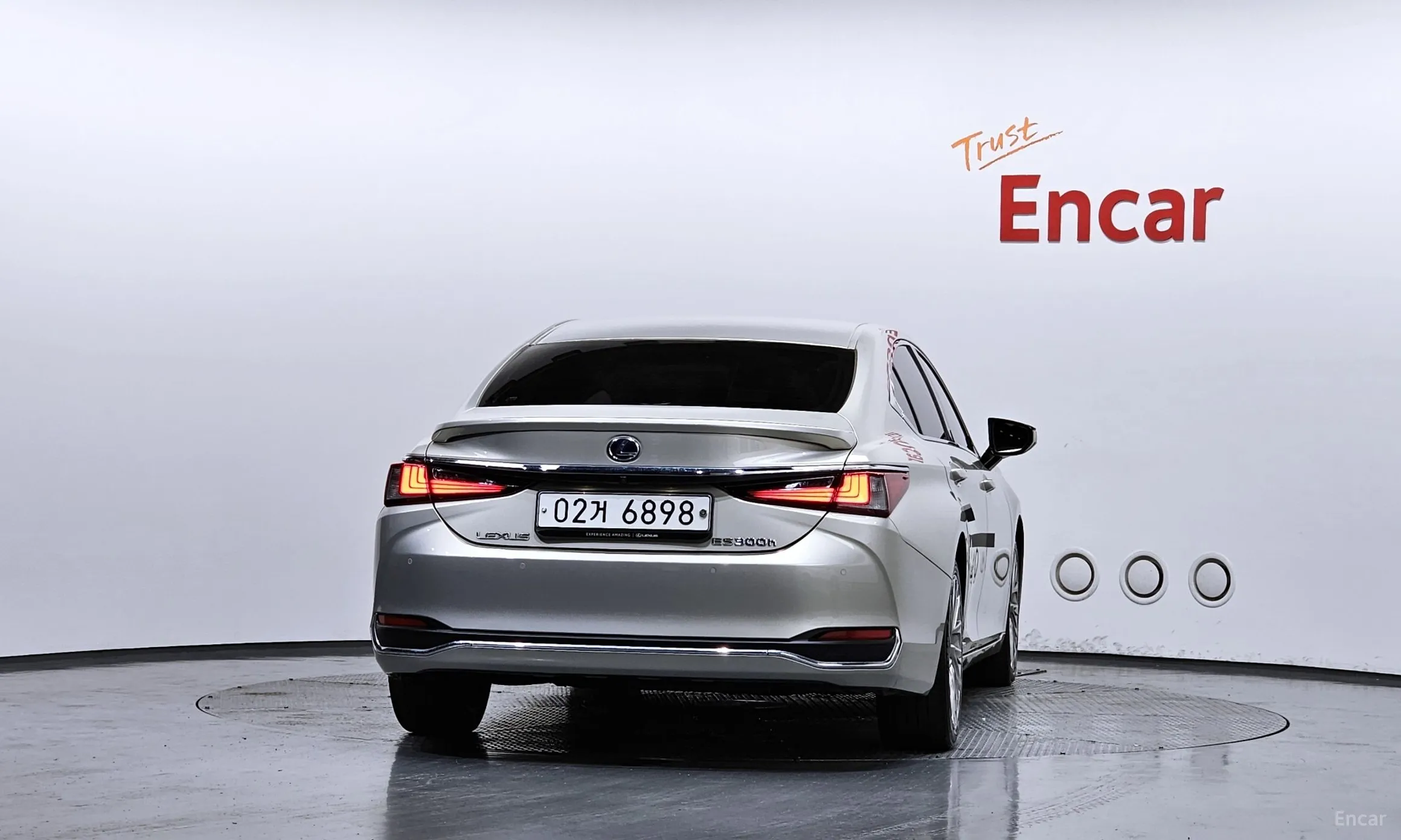 Lexus ES300h 7th Generation превью 4
