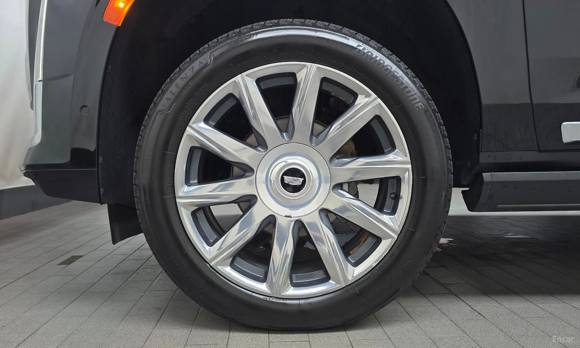 Cadillac Escalade 5th Generation превью 5