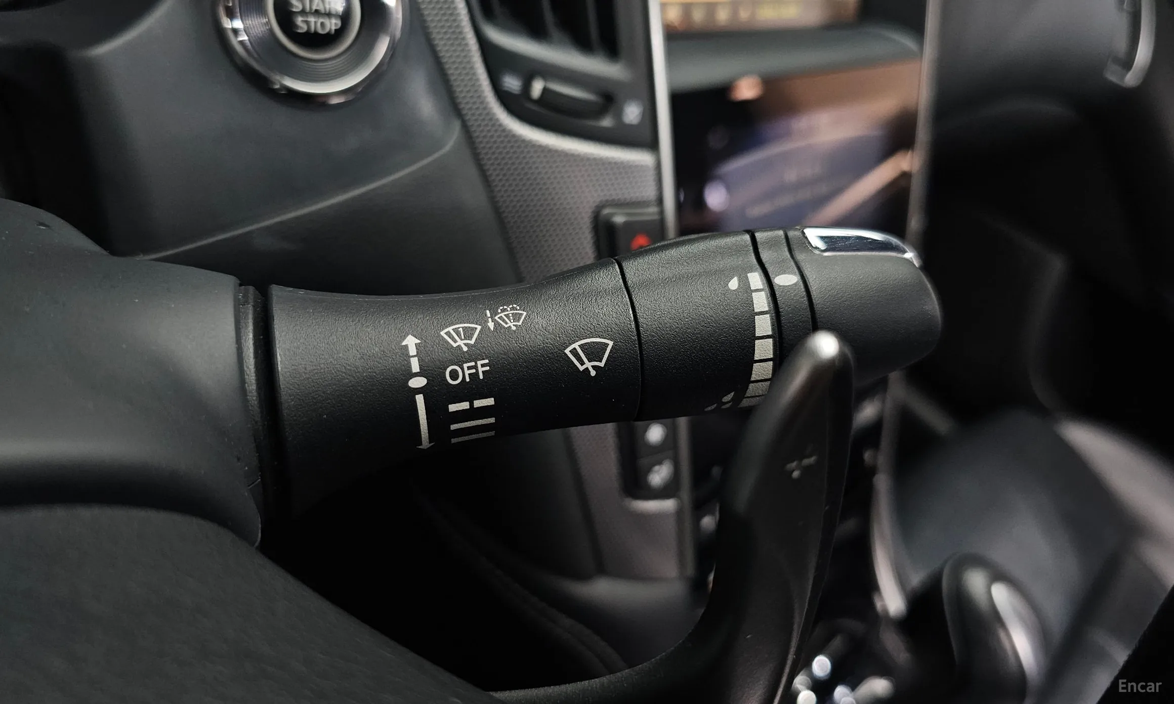 Infiniti Q50 превью 19