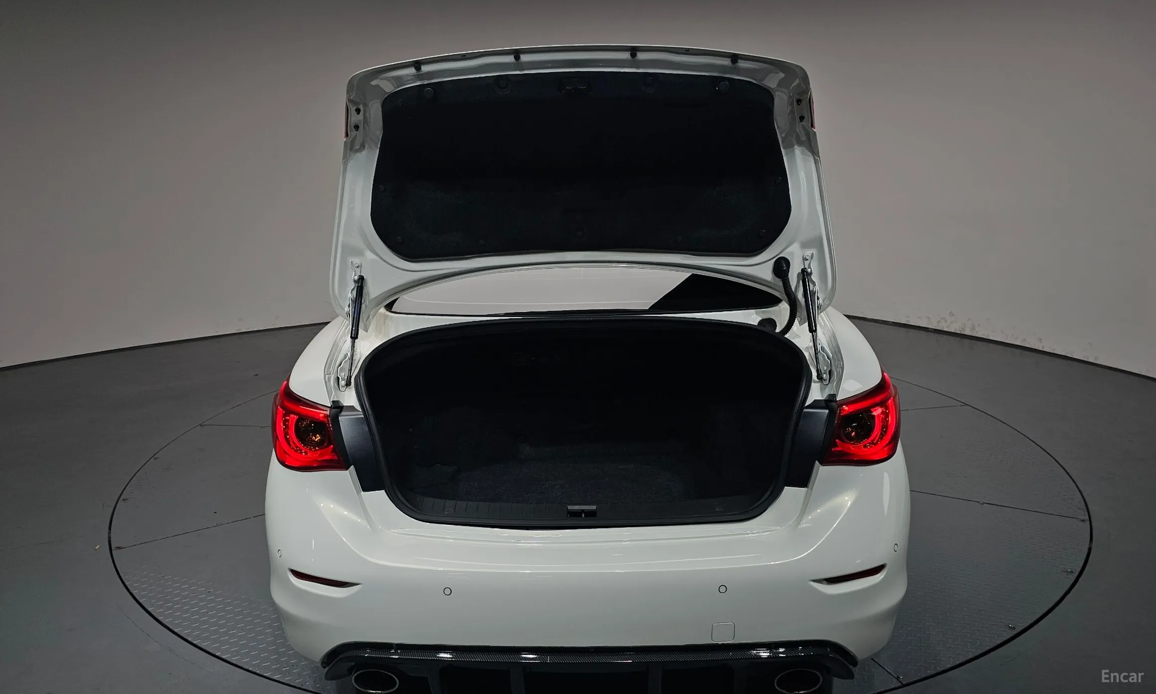Infiniti Q50 превью 20