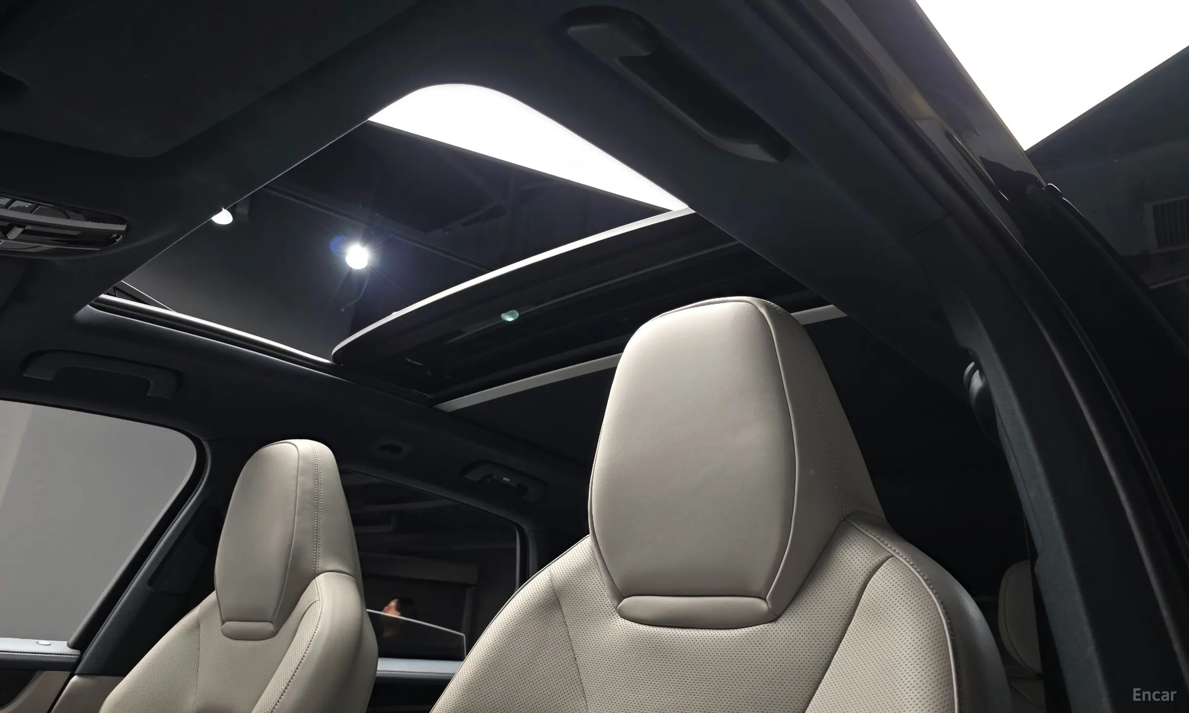 Porsche Cayenne (PO536) превью 15