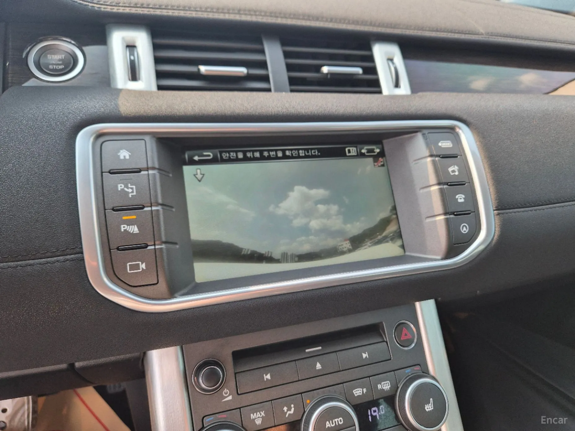 Land Rover Range Rover Evoque превью 14