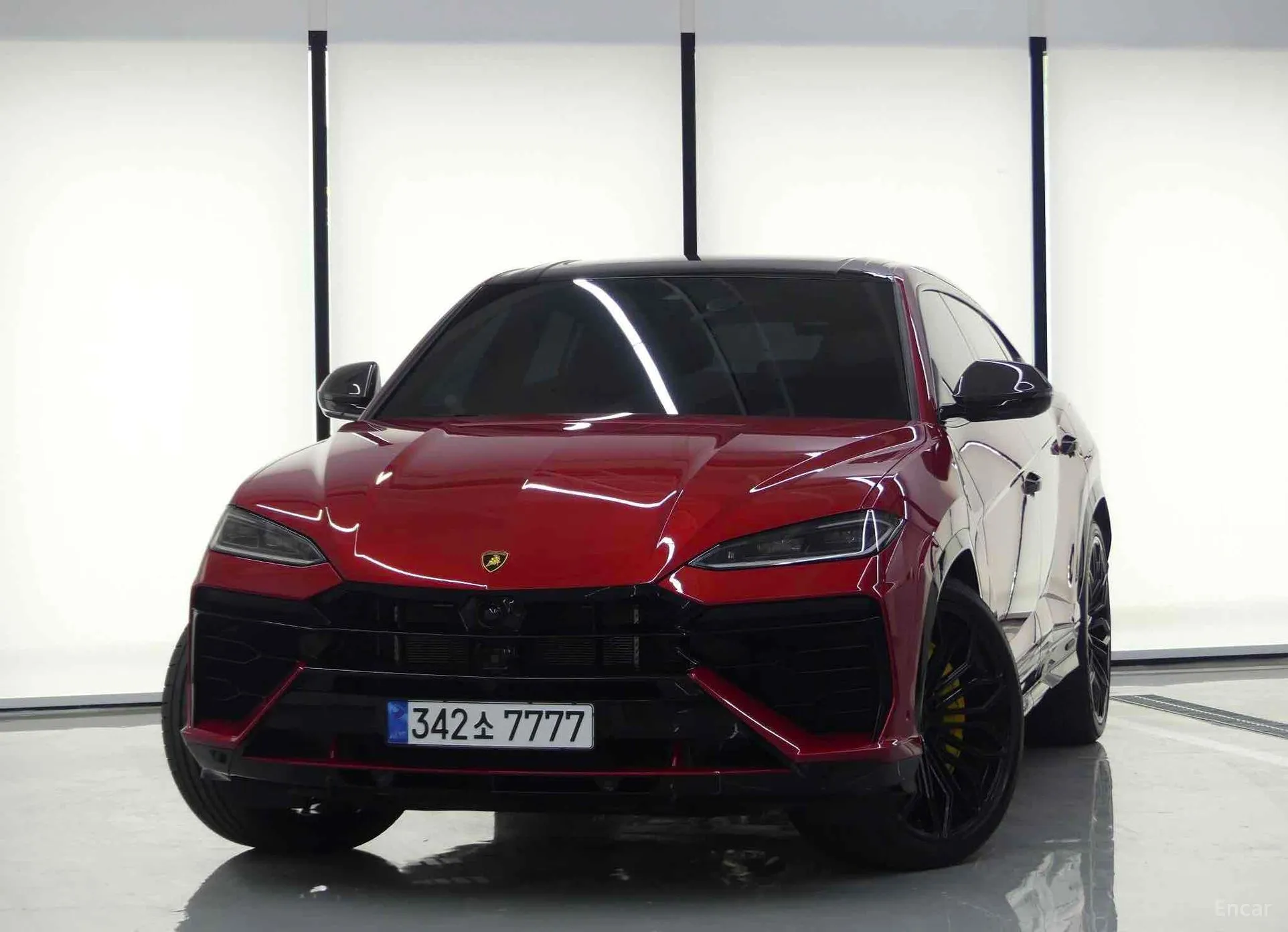 Lamborghini Urus превью 2
