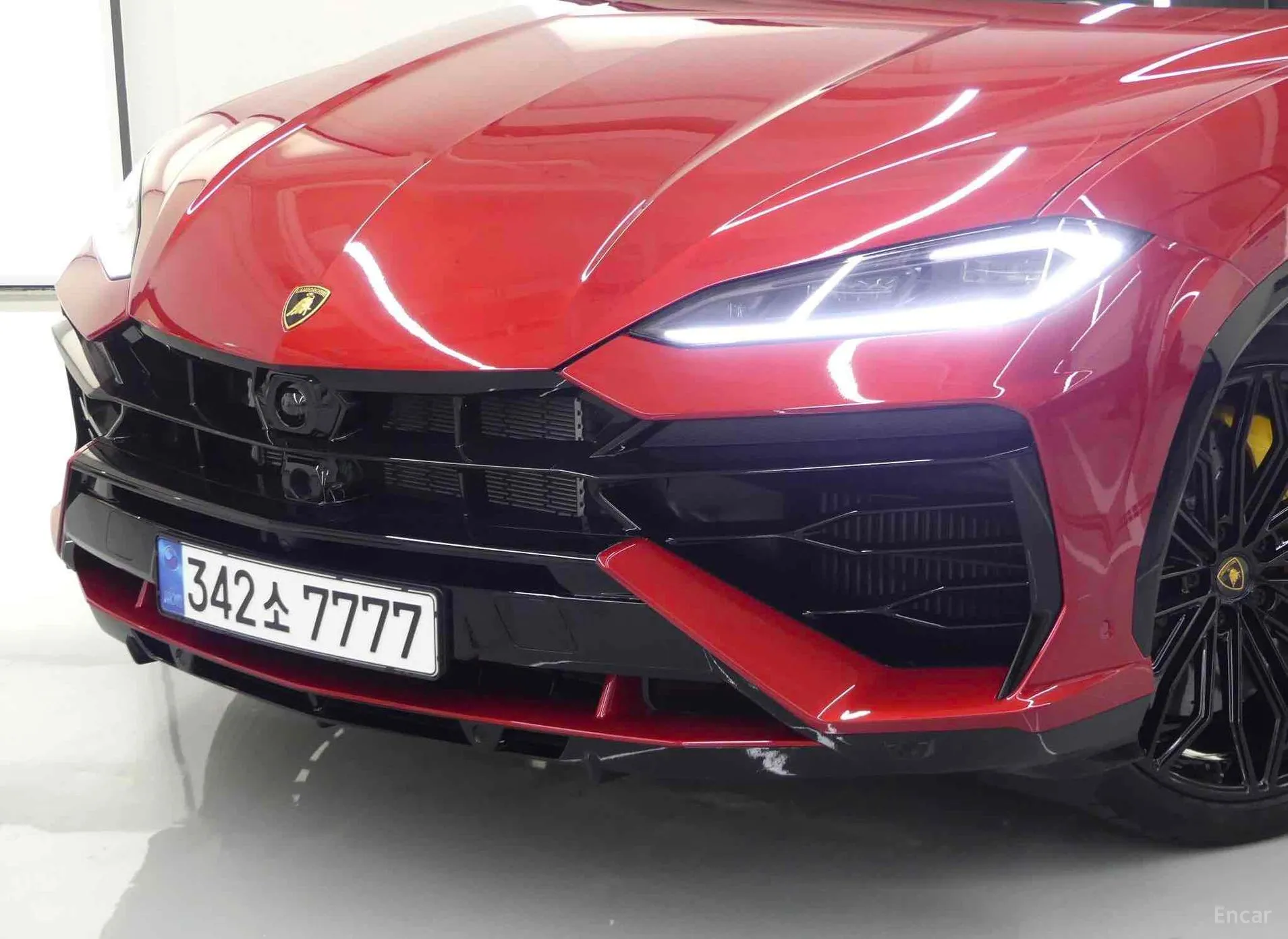 Lamborghini Urus превью 19
