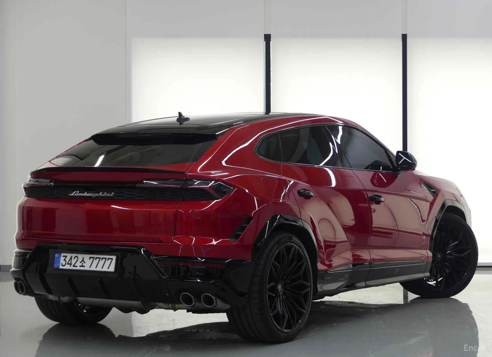 Lamborghini Urus превью 3