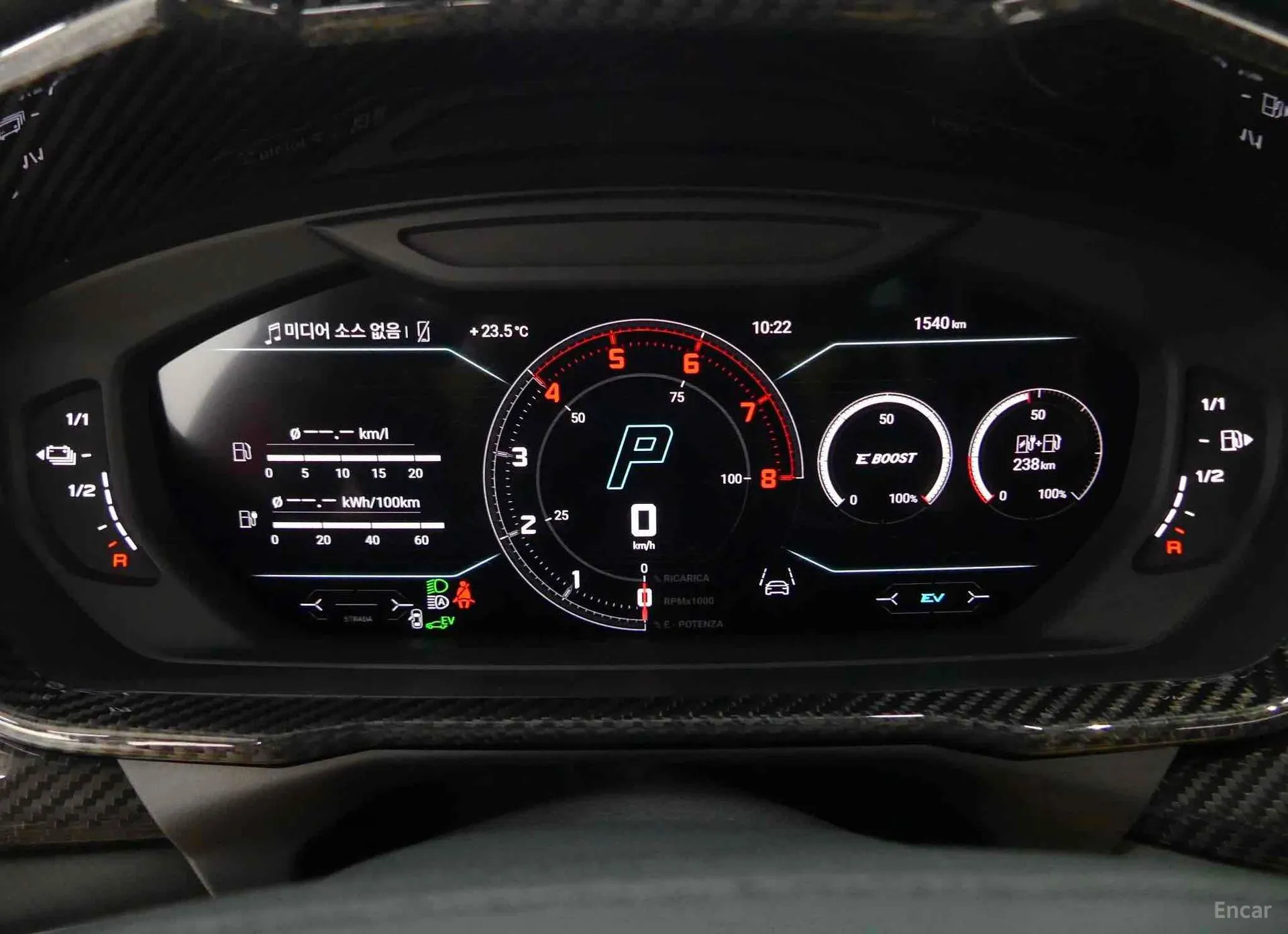 Lamborghini Urus превью 6