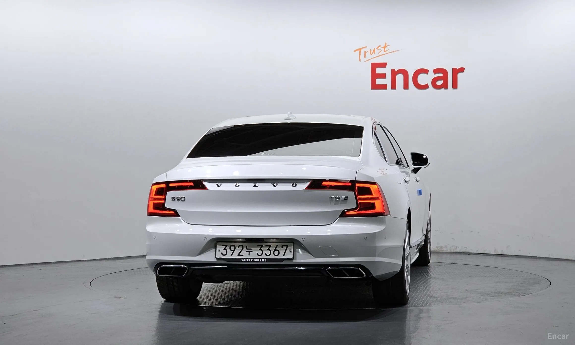 Volvo S90 превью 4