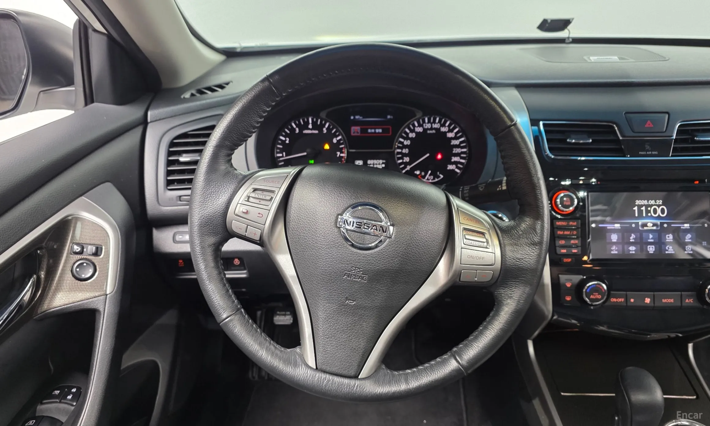 Nissan Altima превью 13