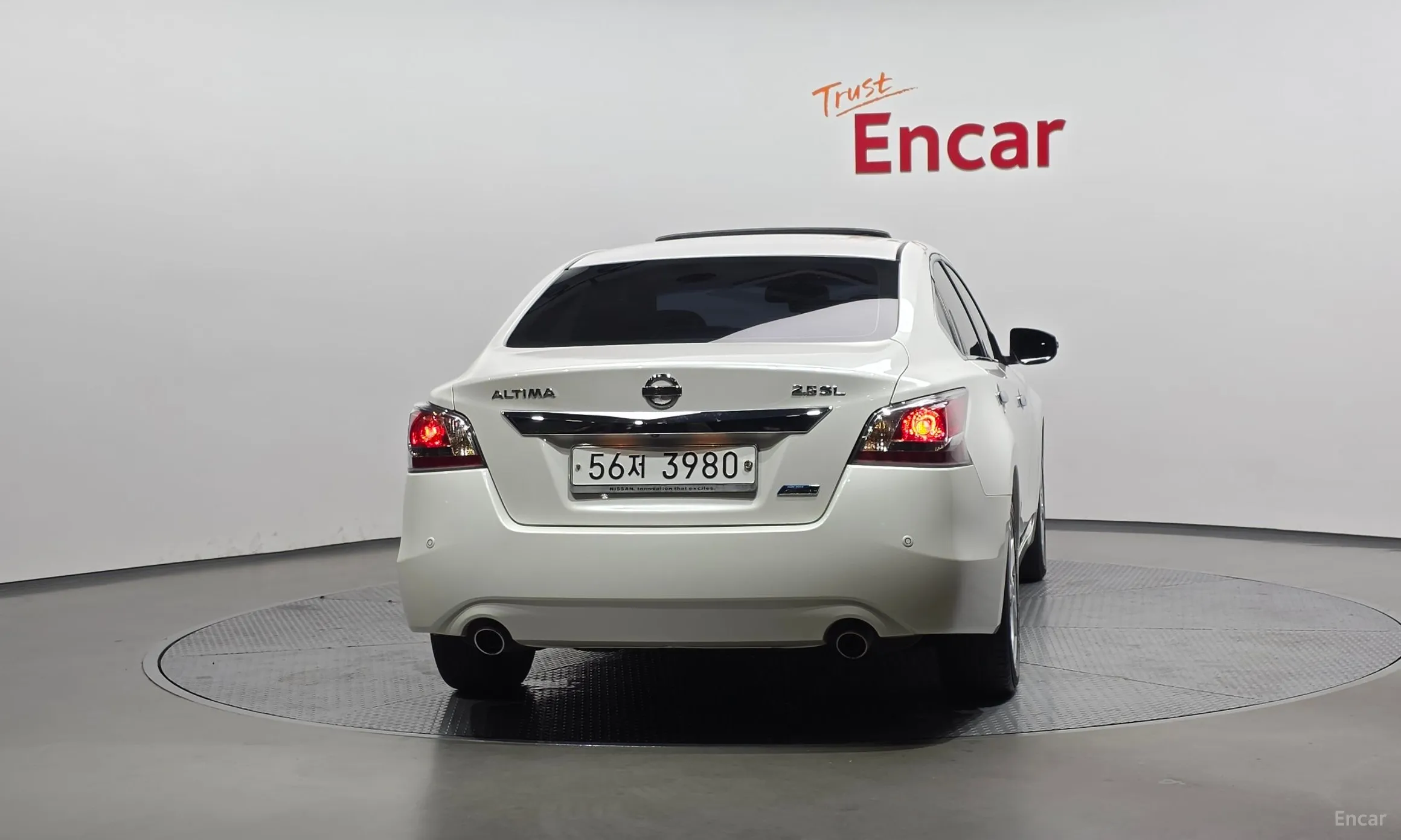 Nissan Altima превью 4