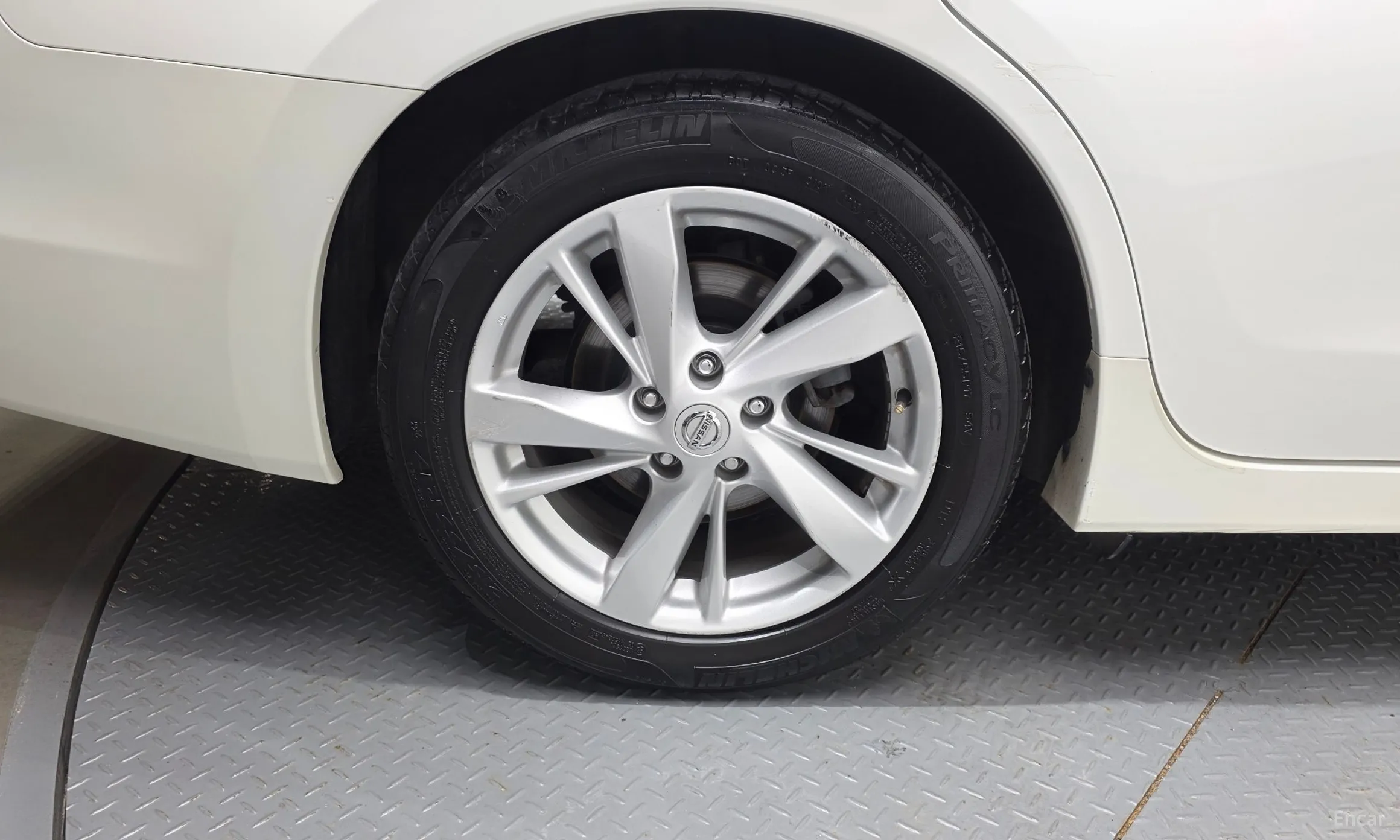 Nissan Altima превью 5
